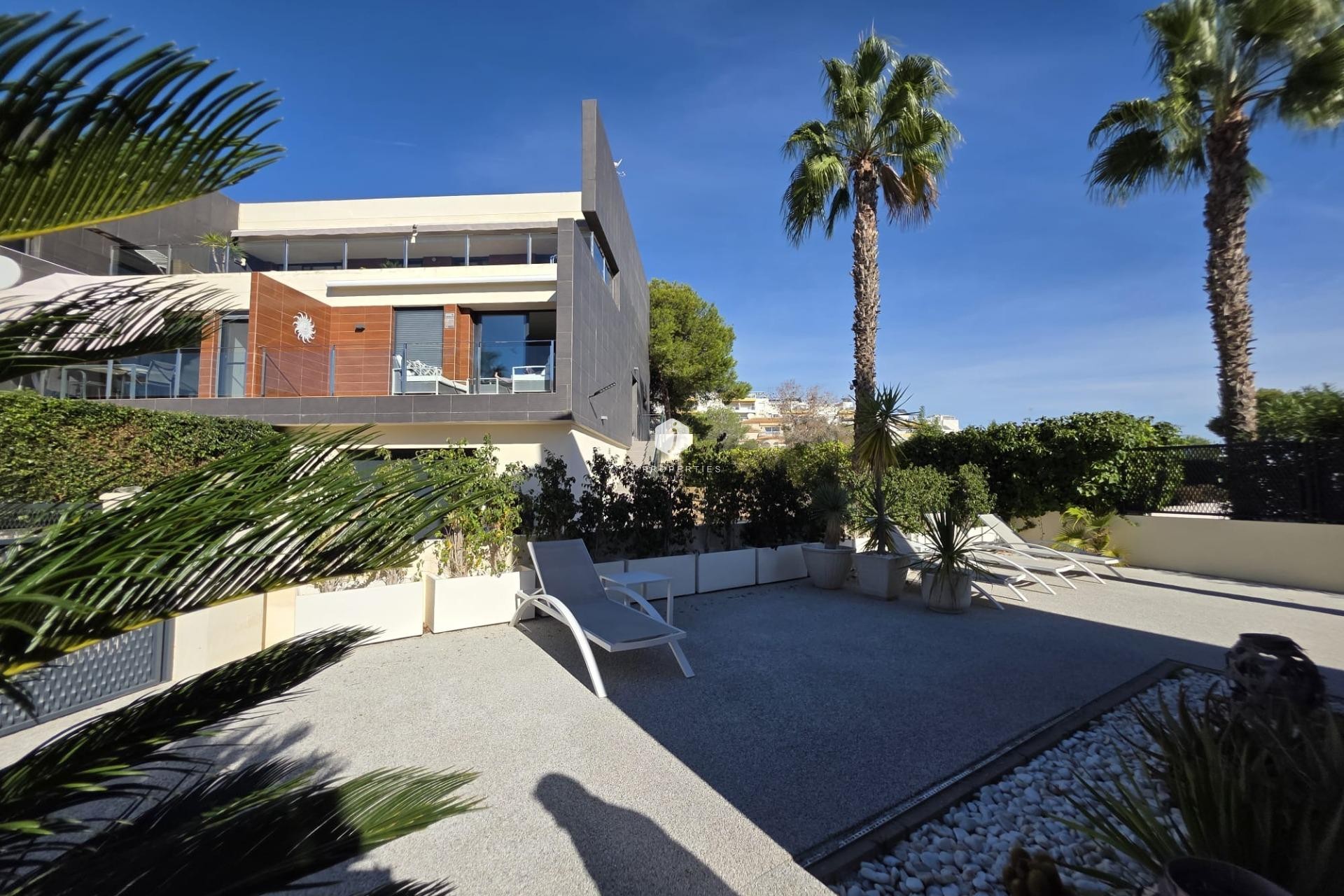 Aus zweiter Hand - Villa -
Orihuela Costa - Villamartín
