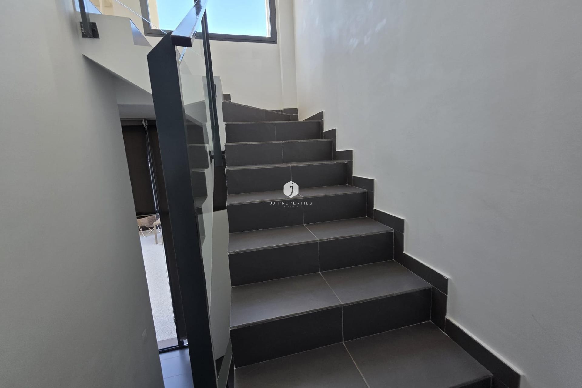 Aus zweiter Hand - Villa -
Orihuela Costa - Villamartín