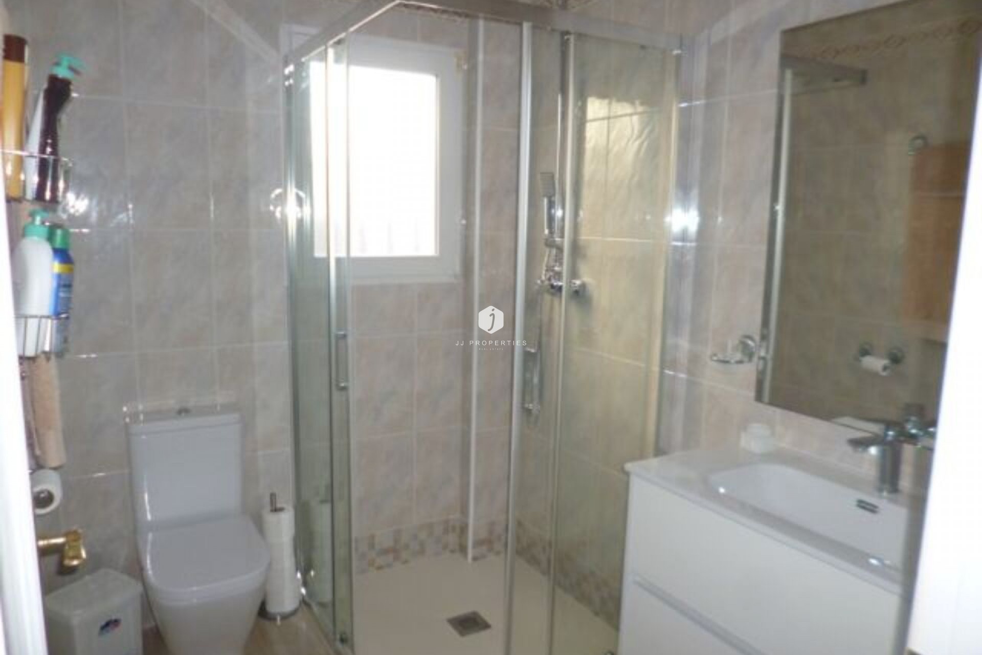 Aus zweiter Hand - Villa -
Playa Flamenca - Costa Blanca