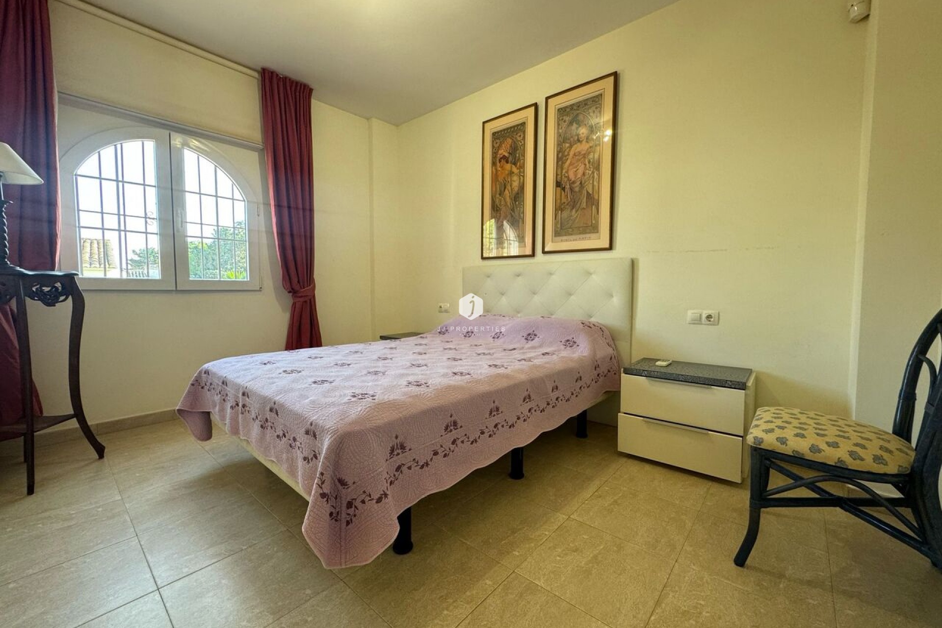 Aus zweiter Hand - Villa -
Playa Flamenca - Costa Blanca