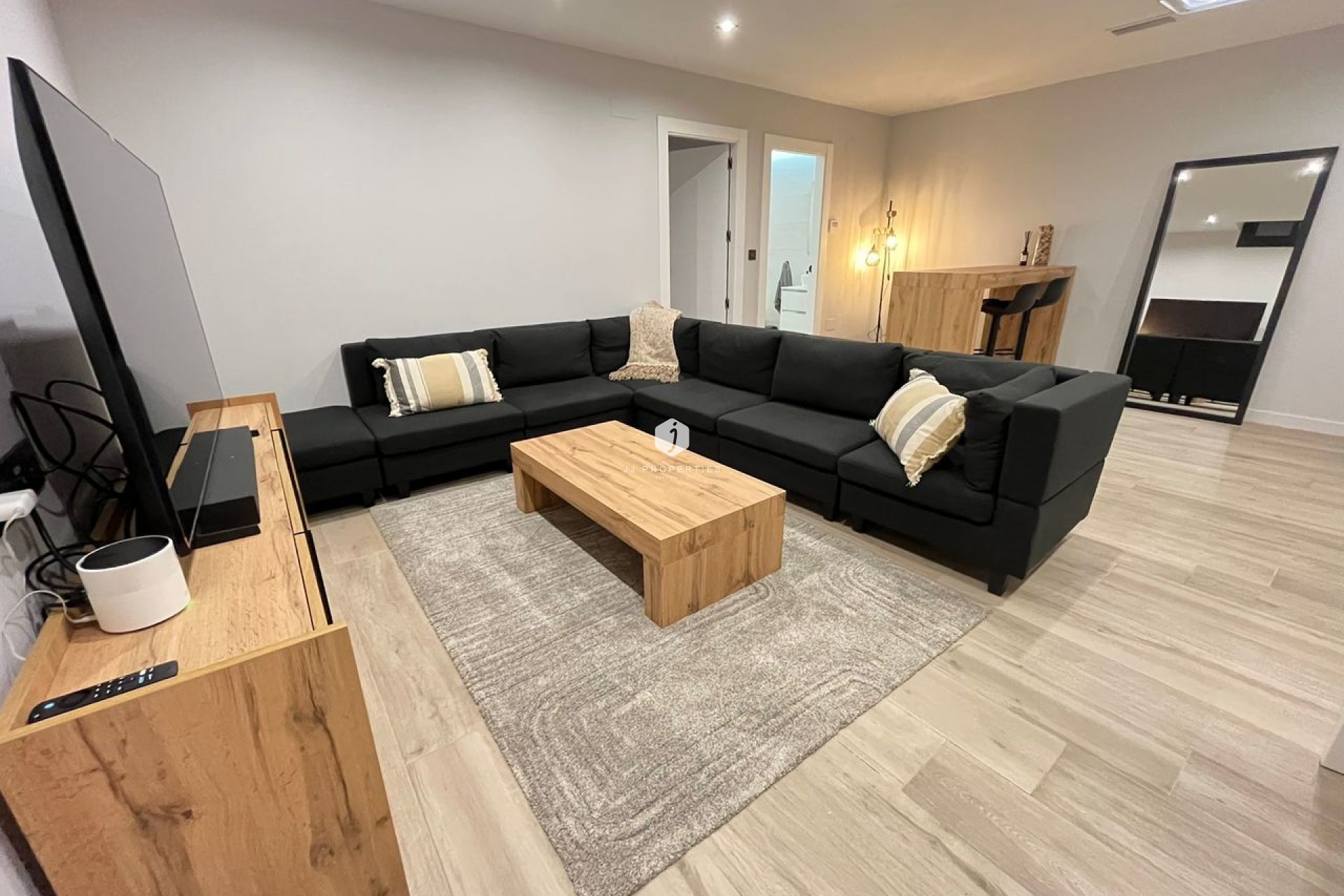 Aus zweiter Hand - Villa -
Punta Prima - Costa Blanca