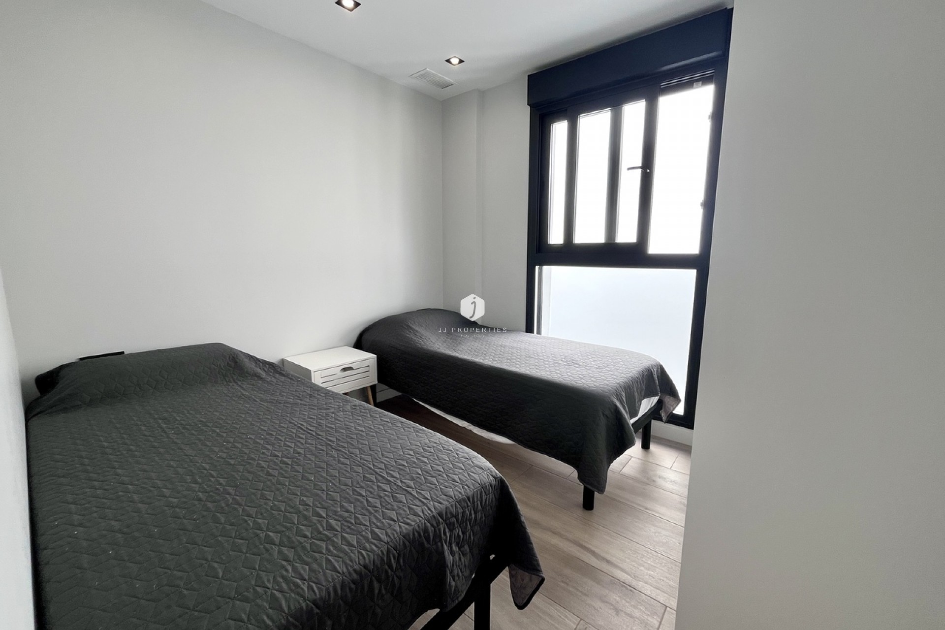 Aus zweiter Hand - Villa -
Punta Prima - Costa Blanca