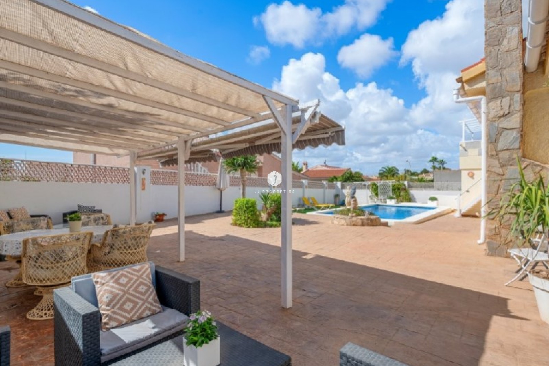 Aus zweiter Hand - Villa -
Rojales - Ciudad Quesada