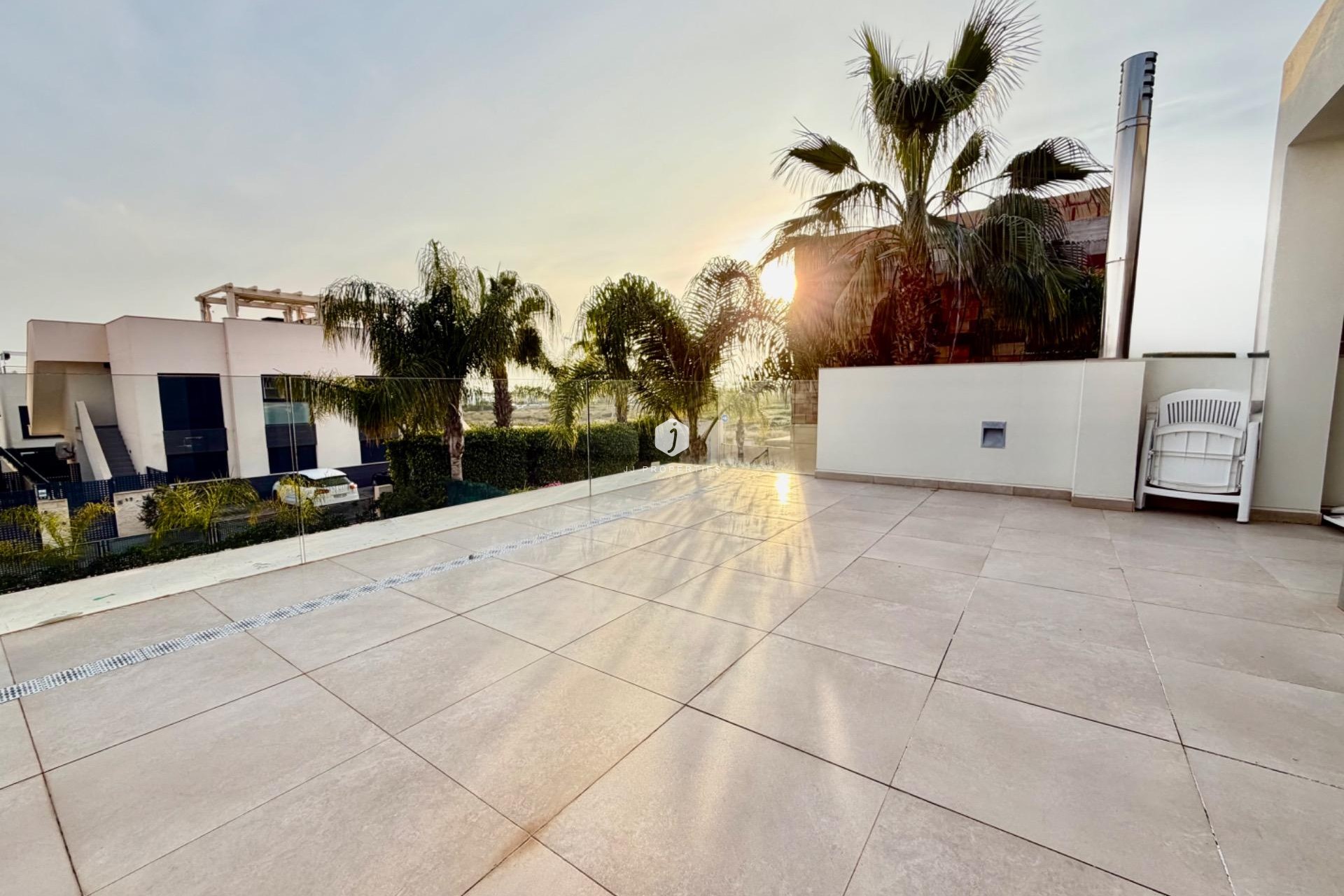 Aus zweiter Hand - Villa -
Rojales - Cuidad Quesada