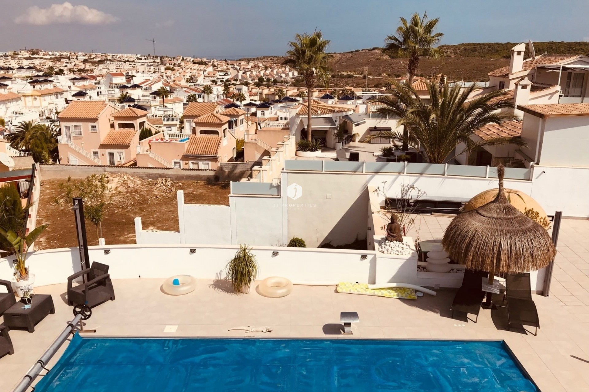 Aus zweiter Hand - Villa -
Rojales - Inland