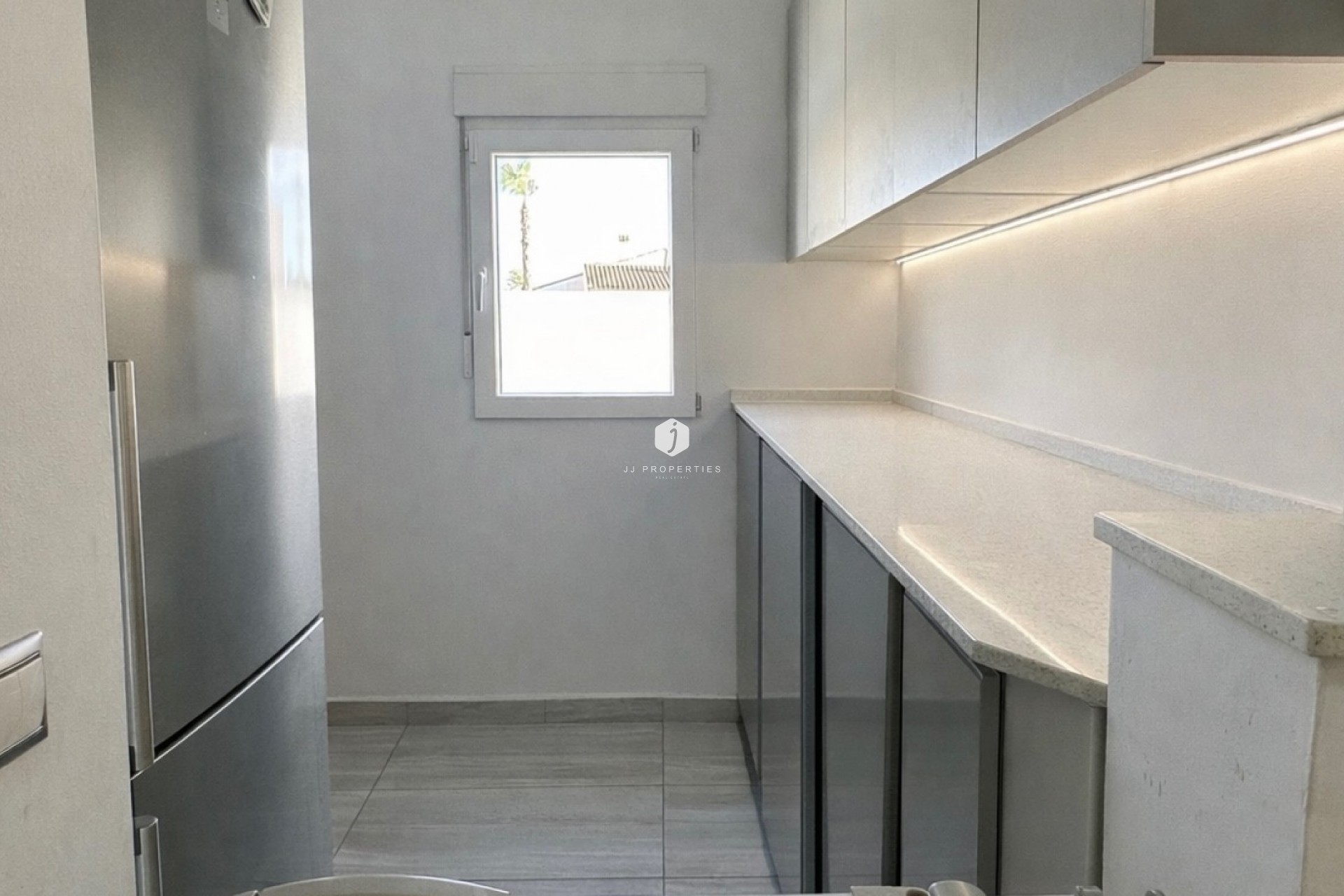 Aus zweiter Hand - Villa -
Rojales - Inland