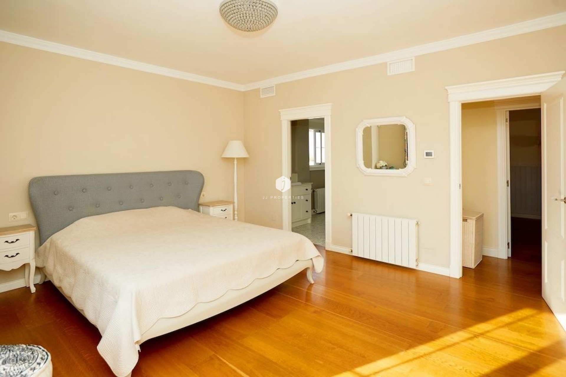 Aus zweiter Hand - Villa -
Rojales - Inland