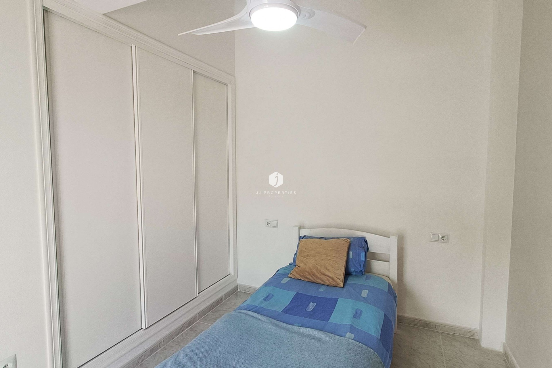 Aus zweiter Hand - Villa -
Rojales - Inland