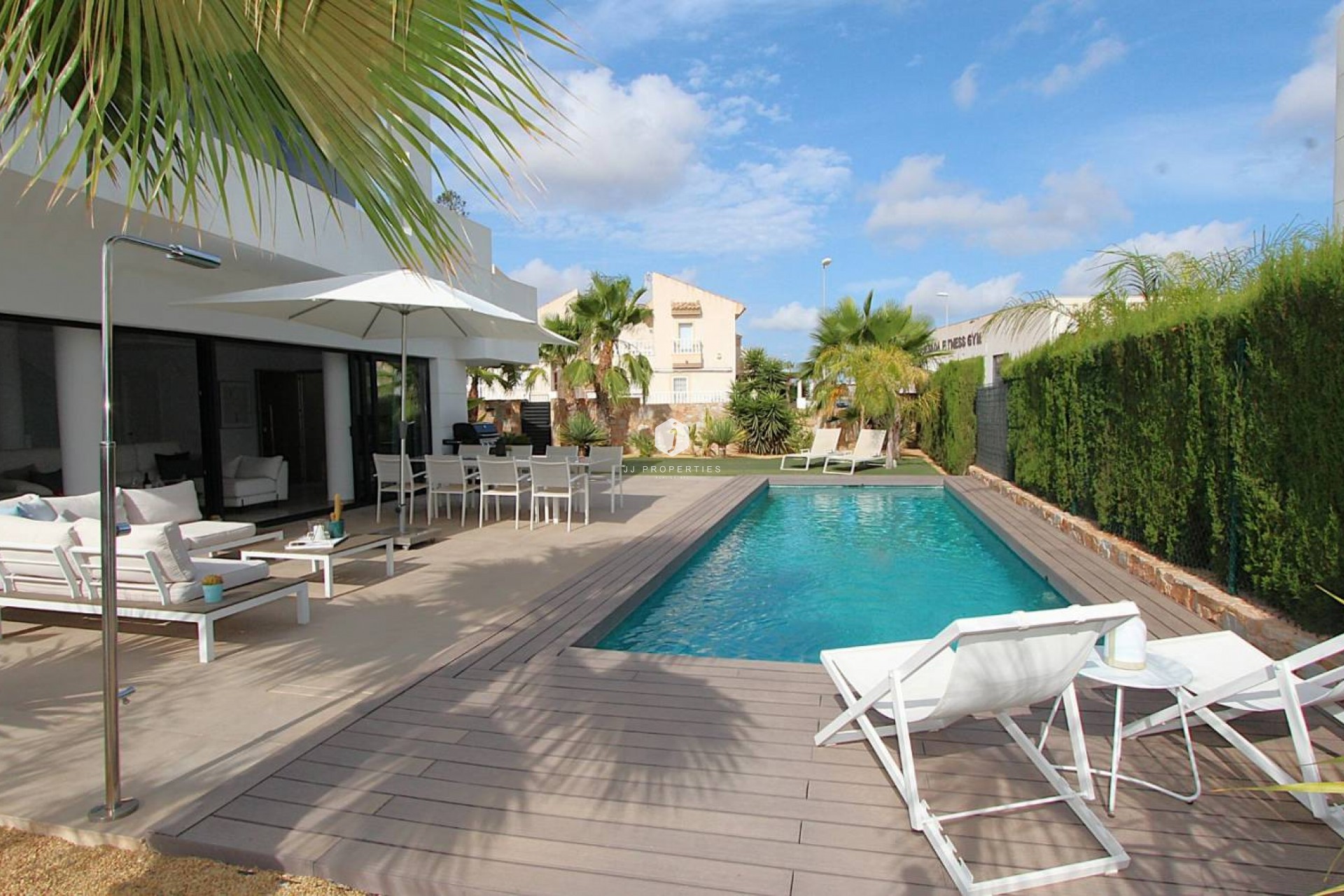 Aus zweiter Hand - Villa -
Rojales - Inland