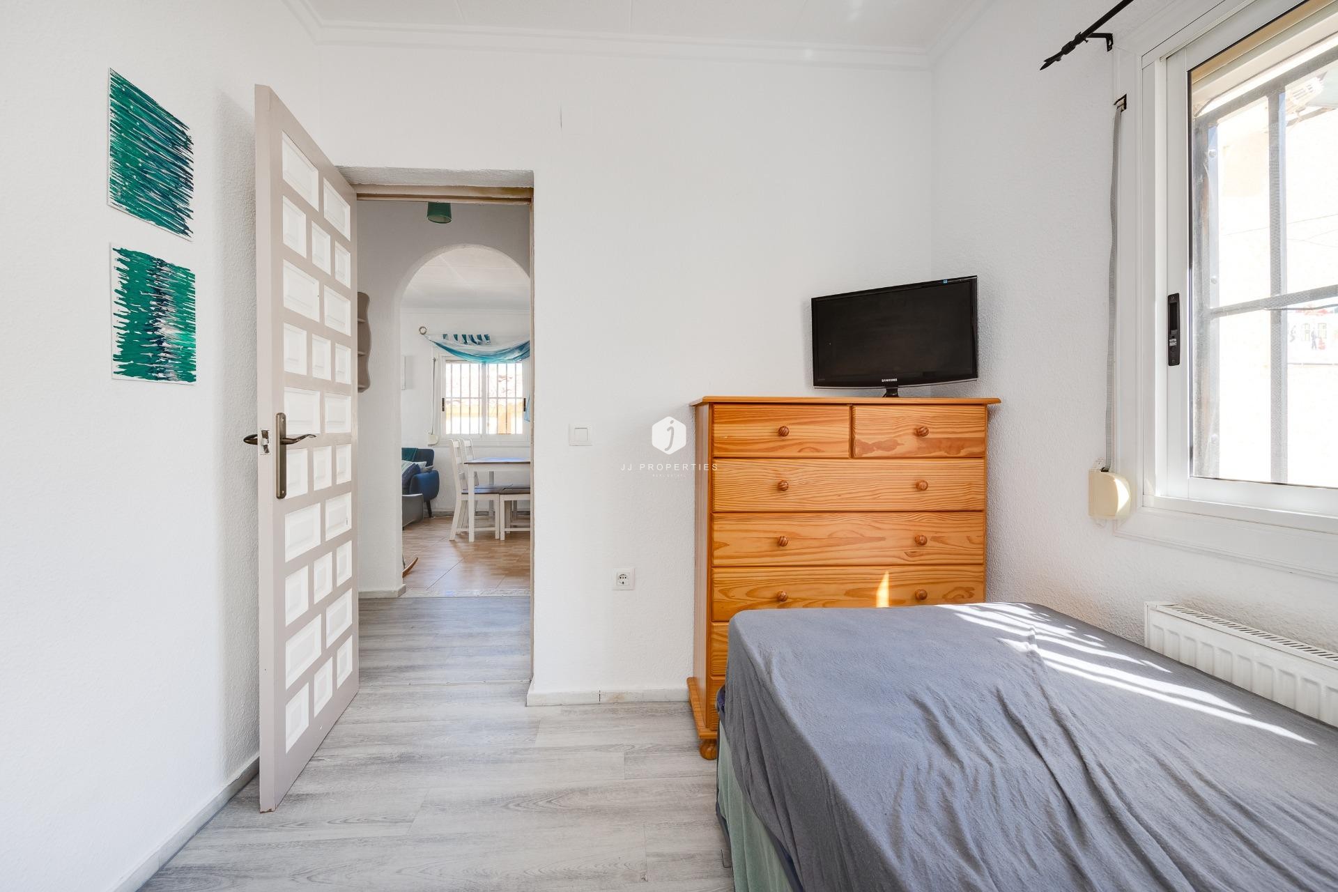 Aus zweiter Hand - Villa -
San Fulgencio - La Marina