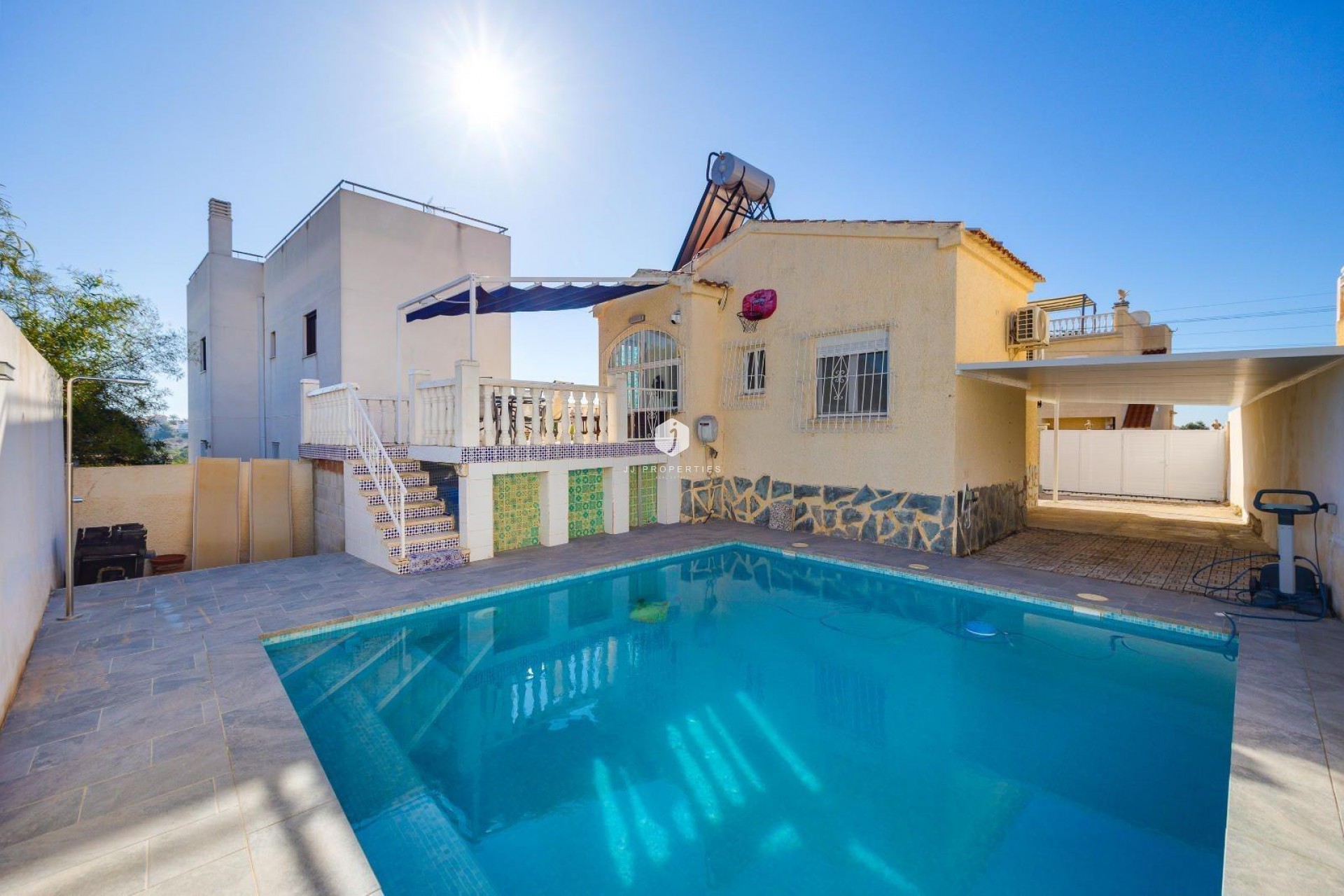 Aus zweiter Hand - Villa -
San Fulgencio - La Marina