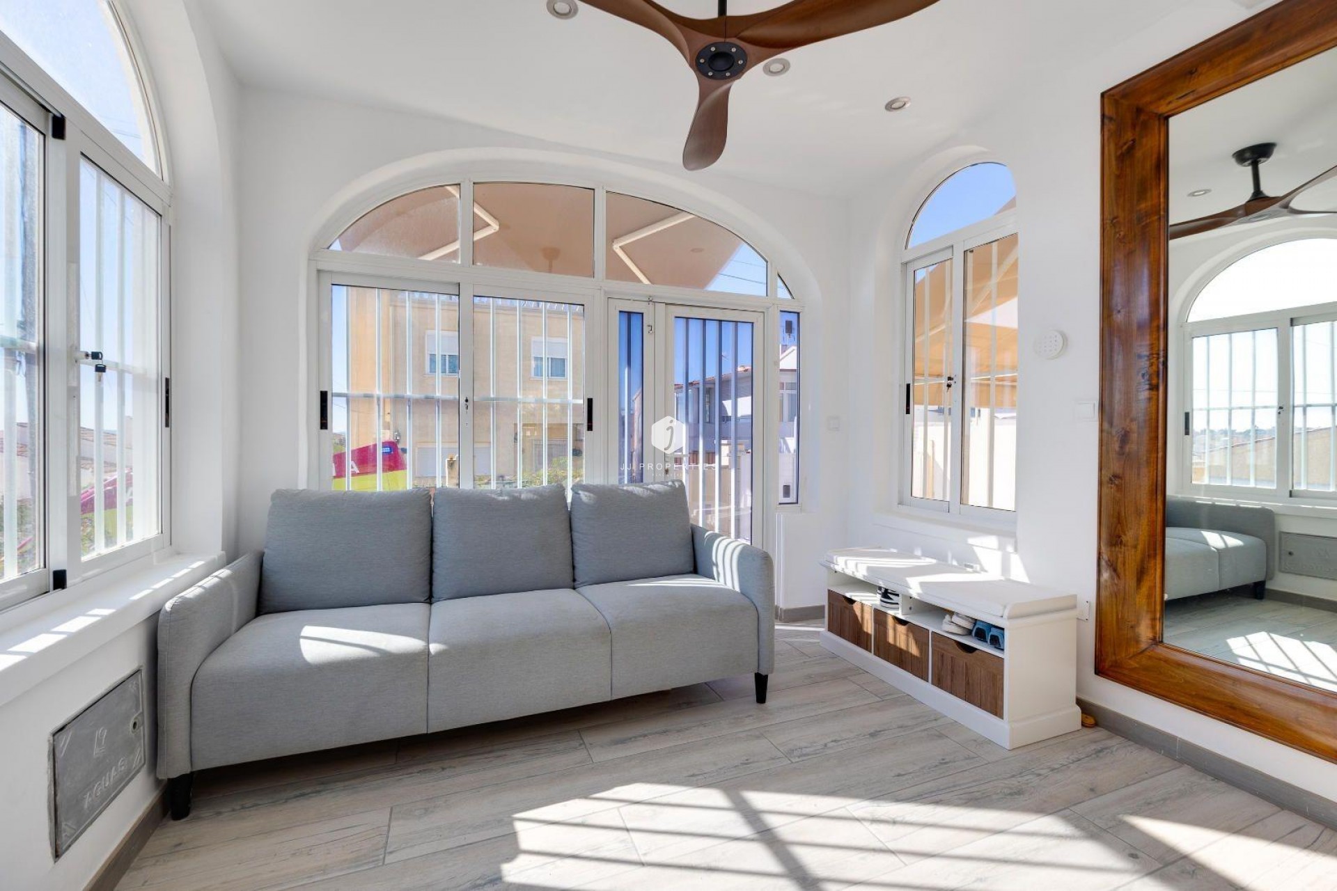 Aus zweiter Hand - Villa -
San Fulgencio - La Marina