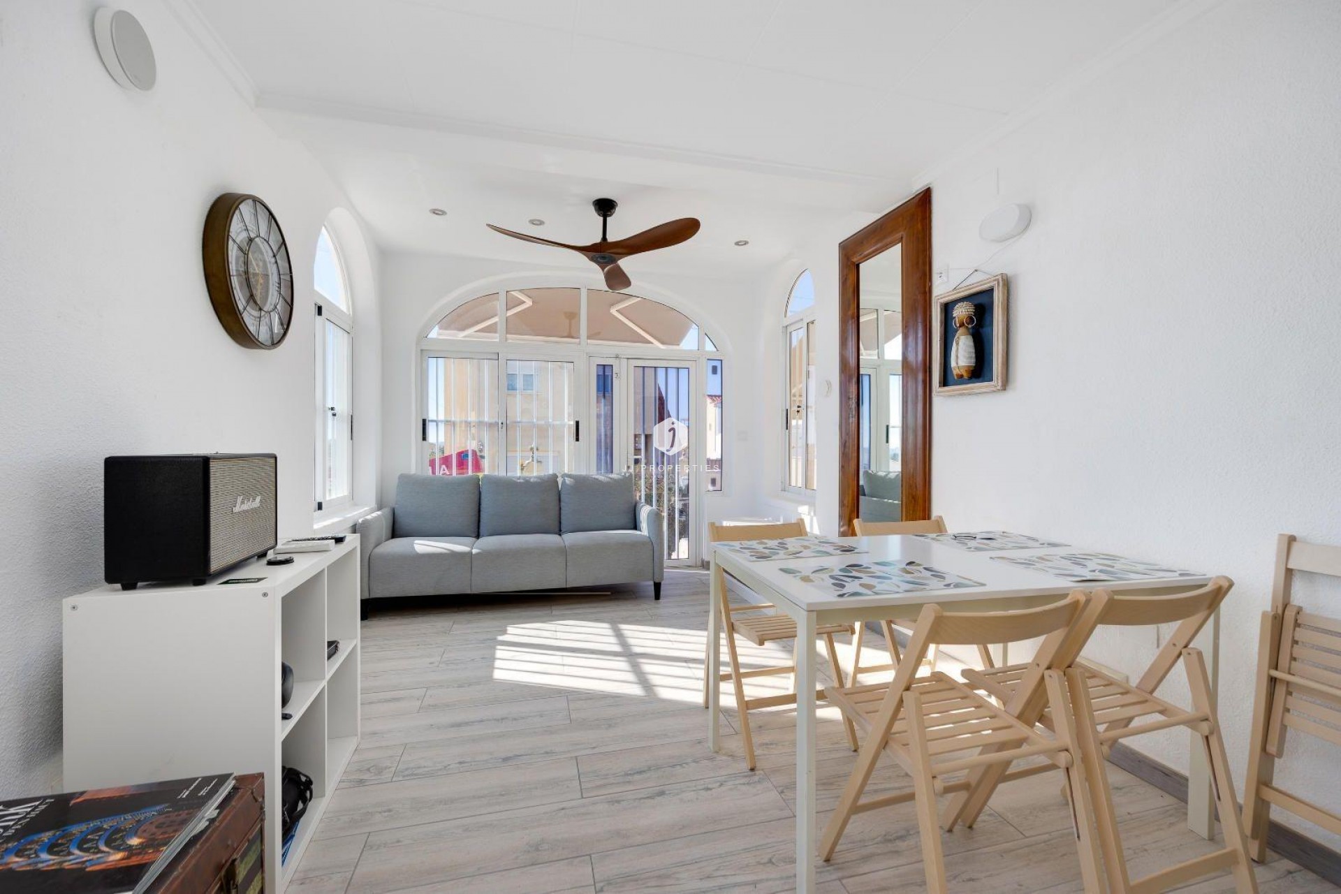 Aus zweiter Hand - Villa -
San Fulgencio - La Marina