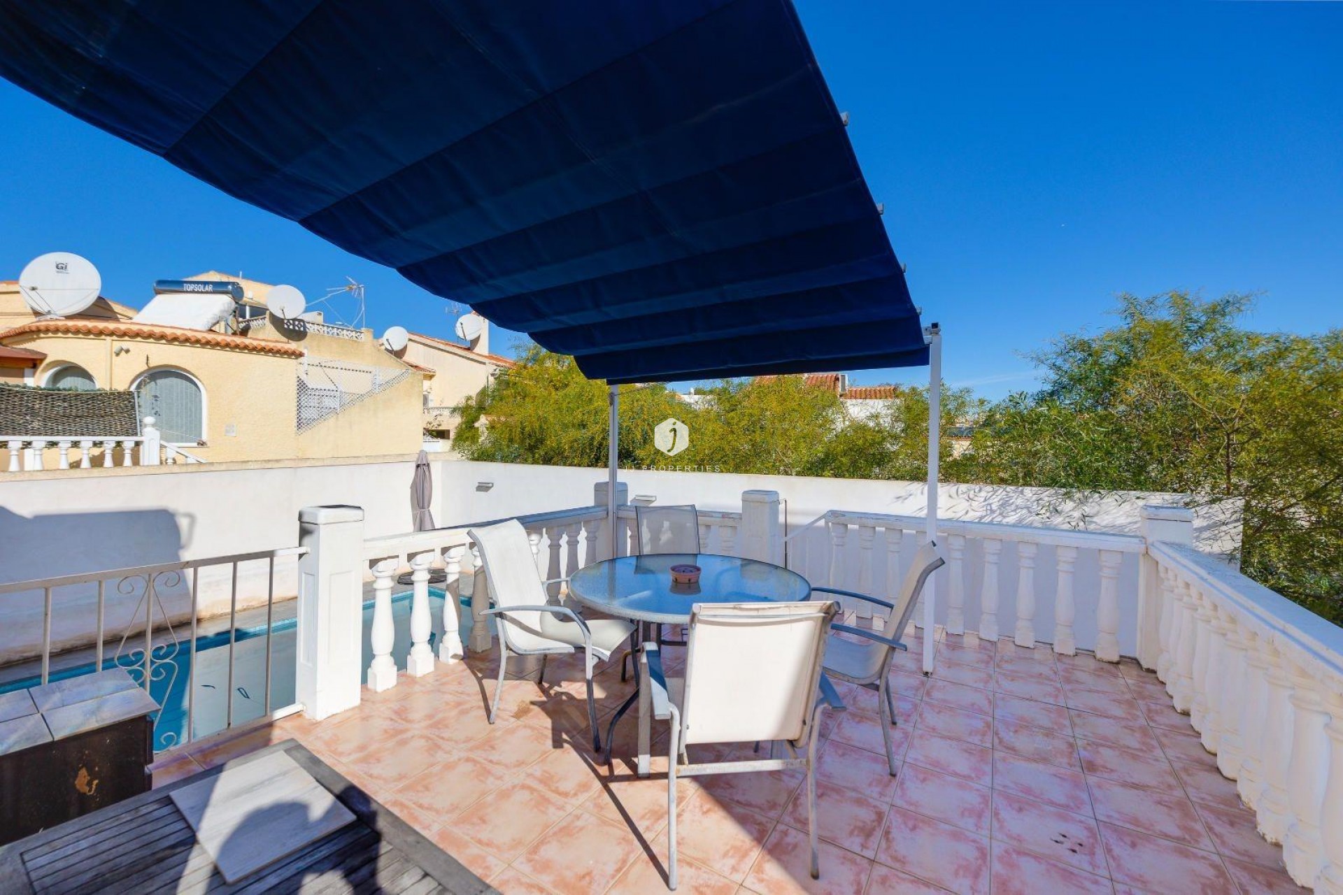 Aus zweiter Hand - Villa -
San Fulgencio - La Marina