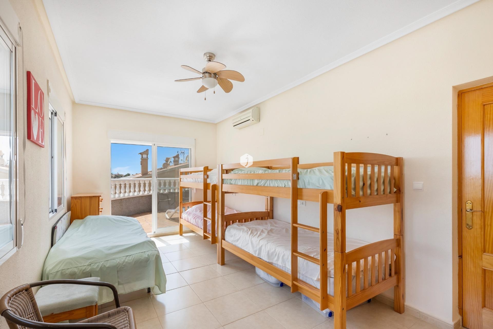 Aus zweiter Hand - Villa -
San Fulgencio - Urb. La Marina