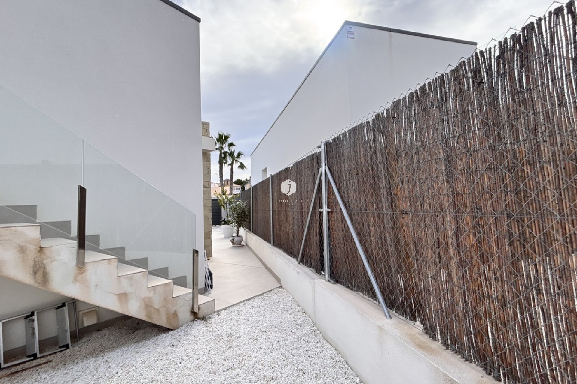 Aus zweiter Hand - Villa -
San Miguel de Salinas - Costa Blanca