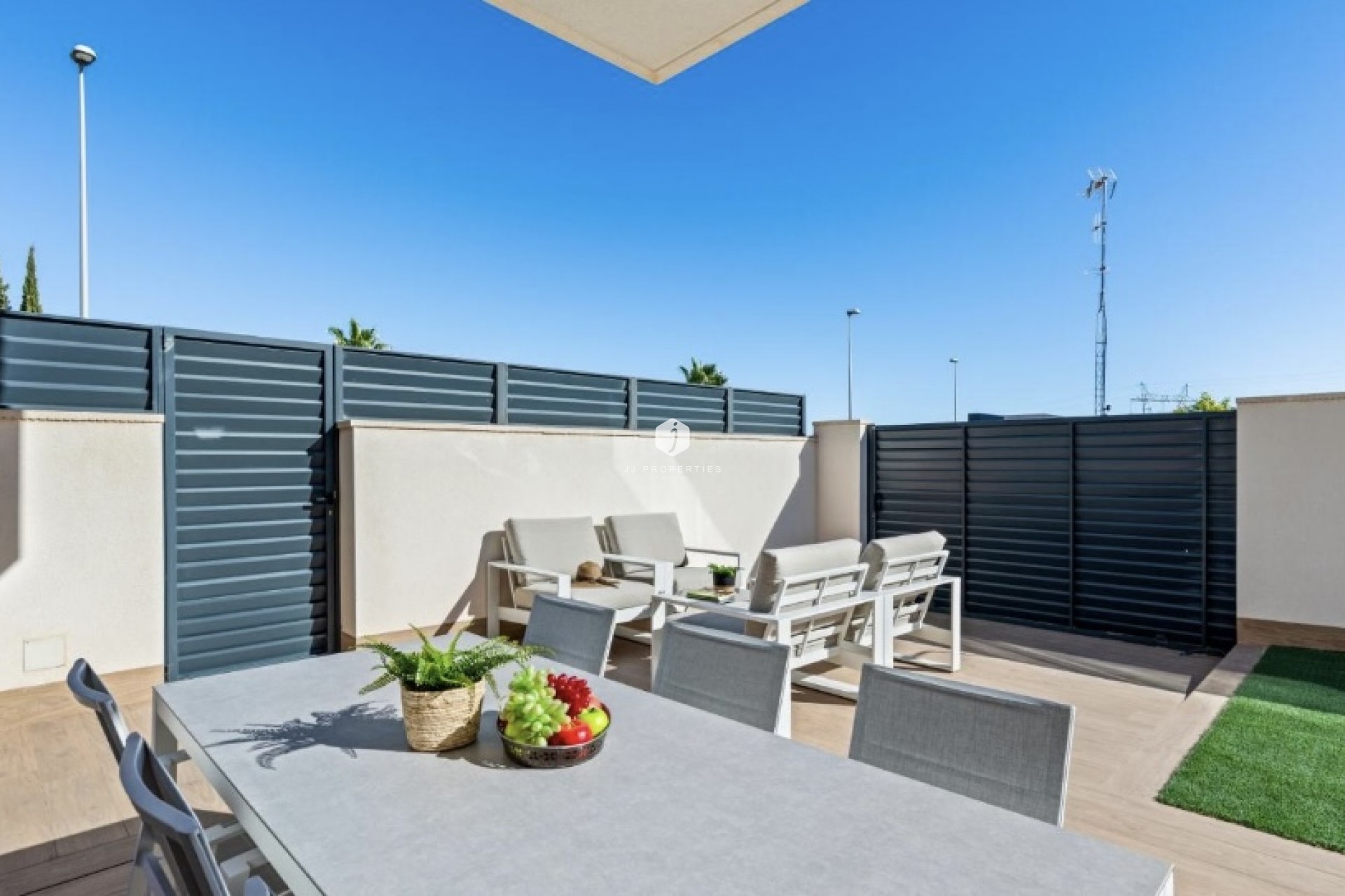 Aus zweiter Hand - Villa -
San Miguel de Salinas - Inland