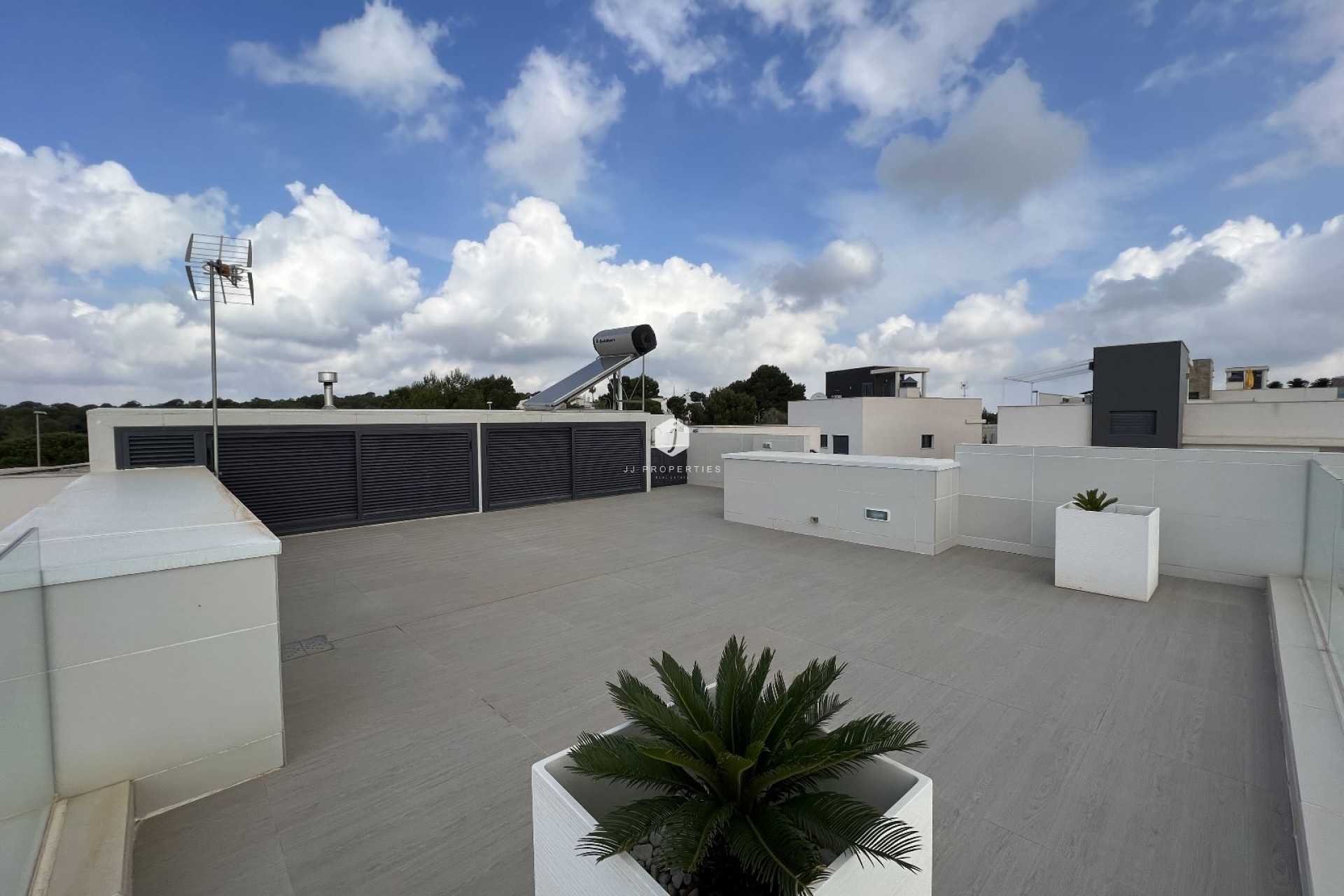 Aus zweiter Hand - Villa -
San Miguel de Salinas - Inland