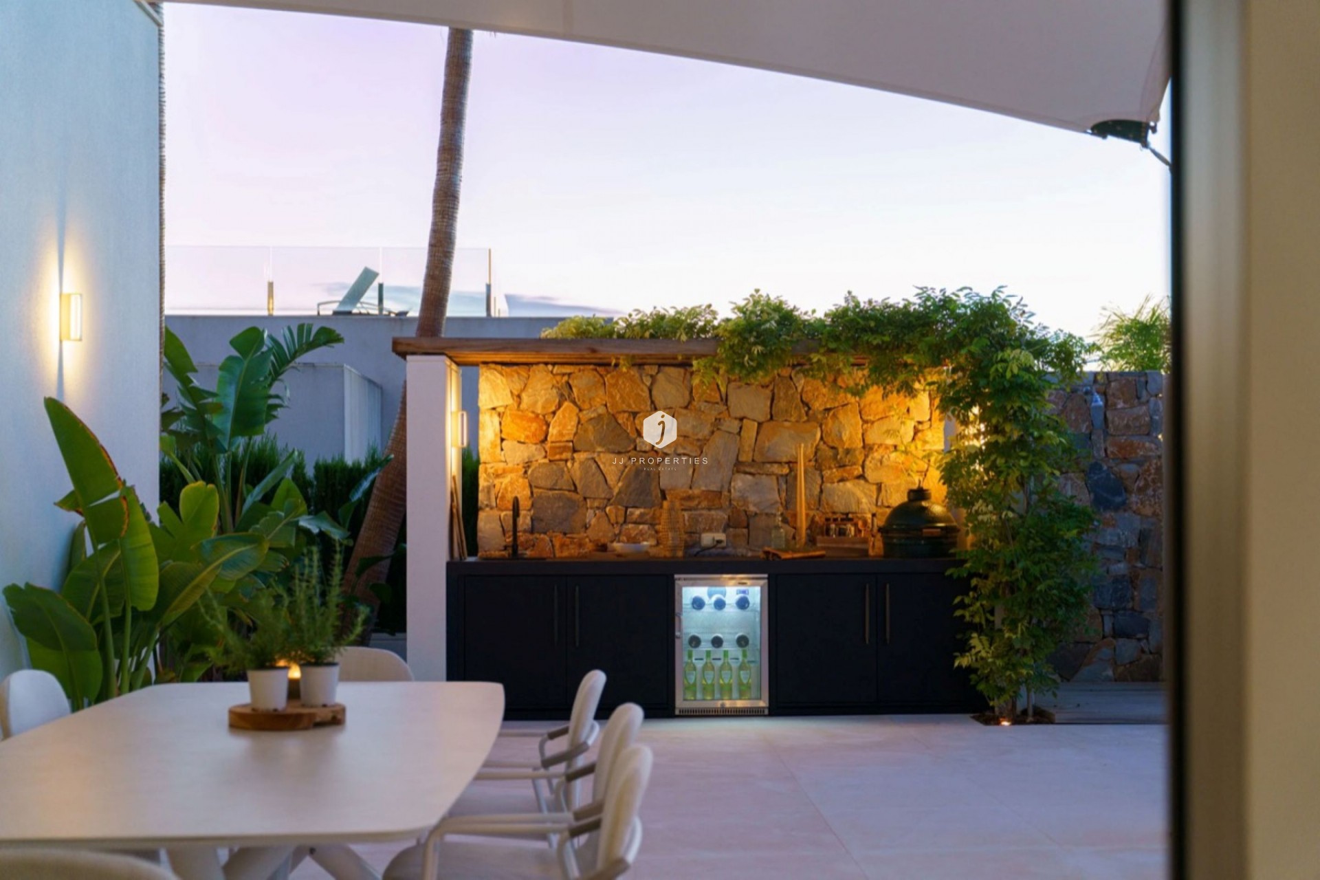 Aus zweiter Hand - Villa -
San Miguel de Salinas - Inland