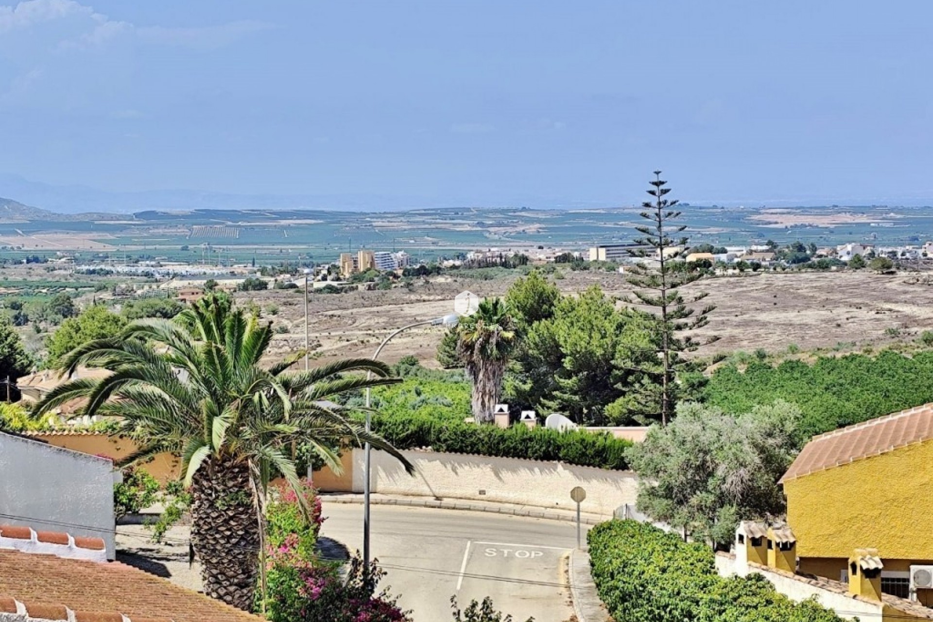 Aus zweiter Hand - Villa -
San Miguel de Salinas - Inland