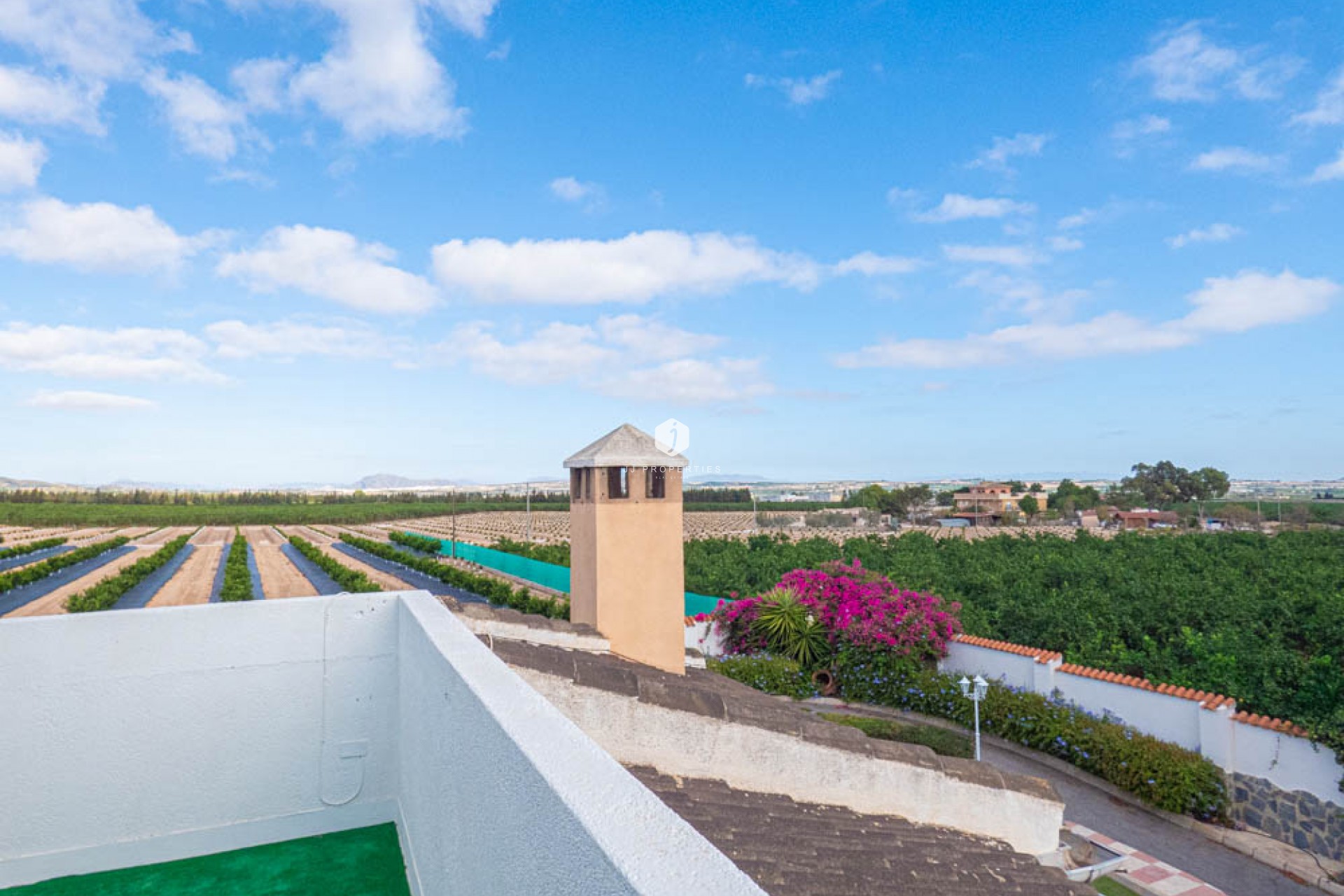 Aus zweiter Hand - Villa -
San Miguel de Salinas - Inland