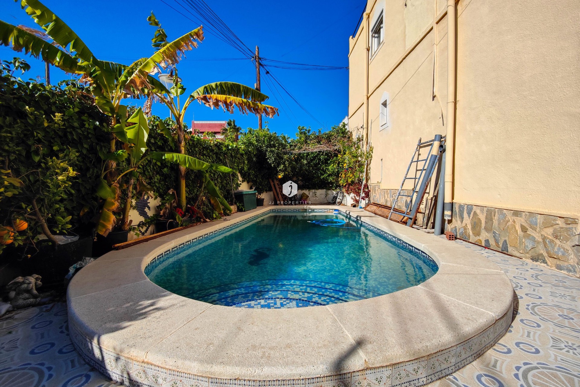 Aus zweiter Hand - Villa -
San Miguel de Salinas - Inland