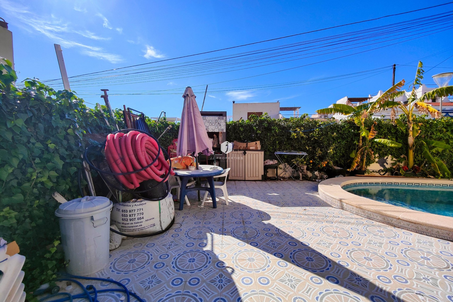 Aus zweiter Hand - Villa -
San Miguel de Salinas - Inland