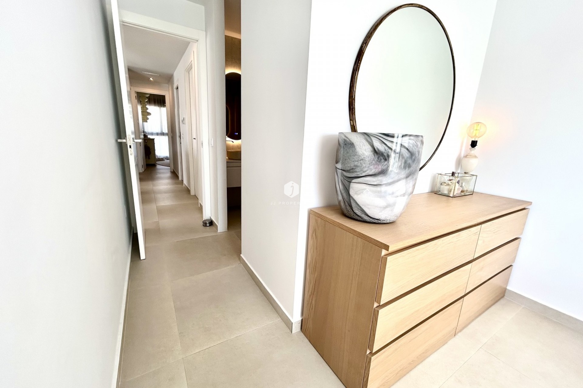 Aus zweiter Hand - Villa -
San Miguel de Salinas - Inland