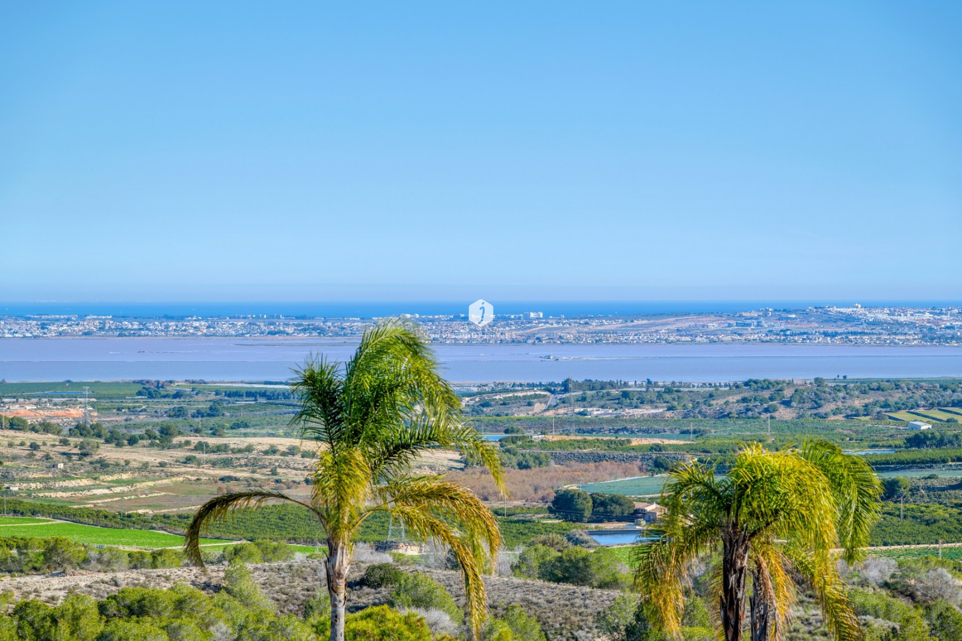 Aus zweiter Hand - Villa -
San Miguel de Salinas - Inland