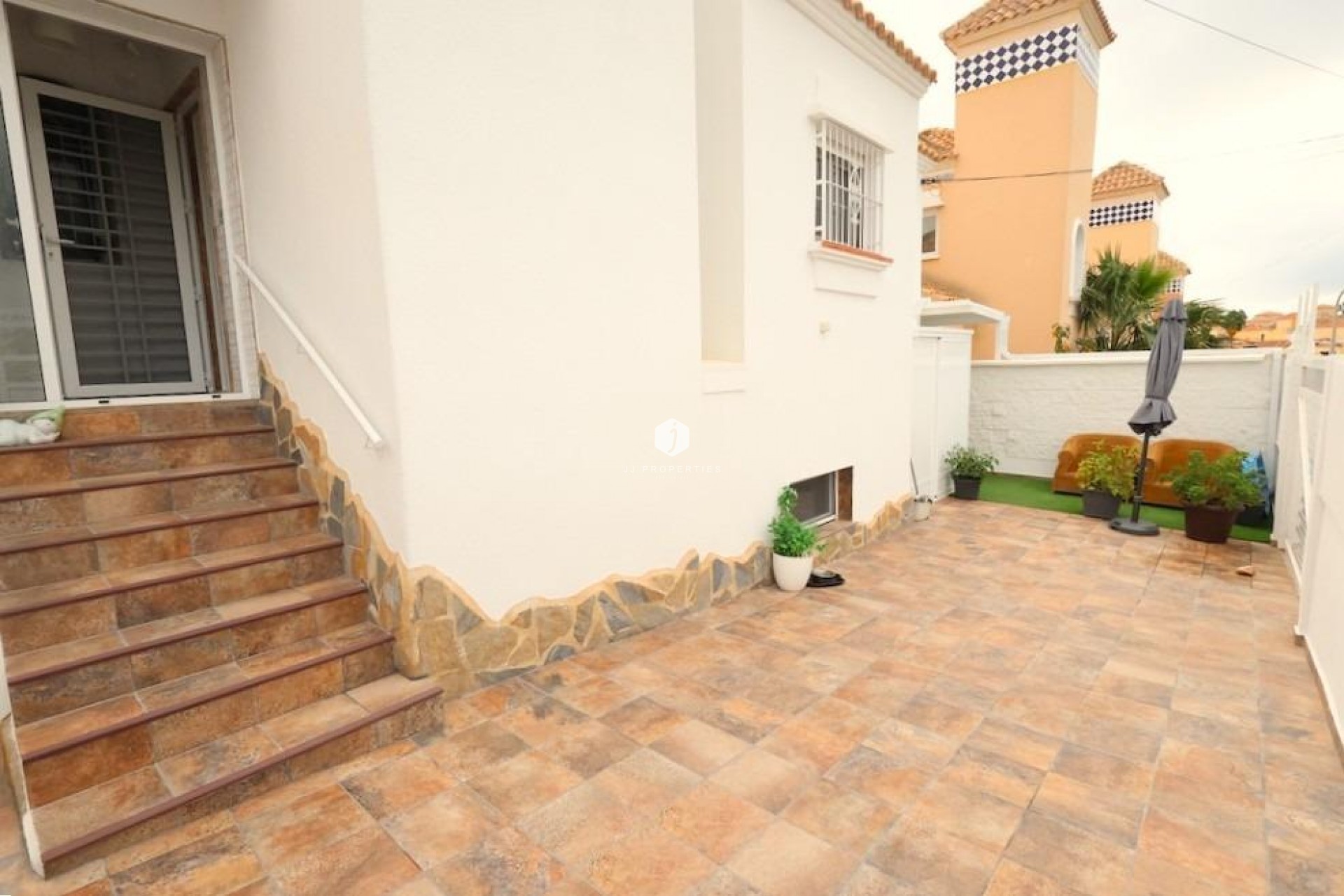Aus zweiter Hand - Villa -
San Miguel de Salinas - Inland