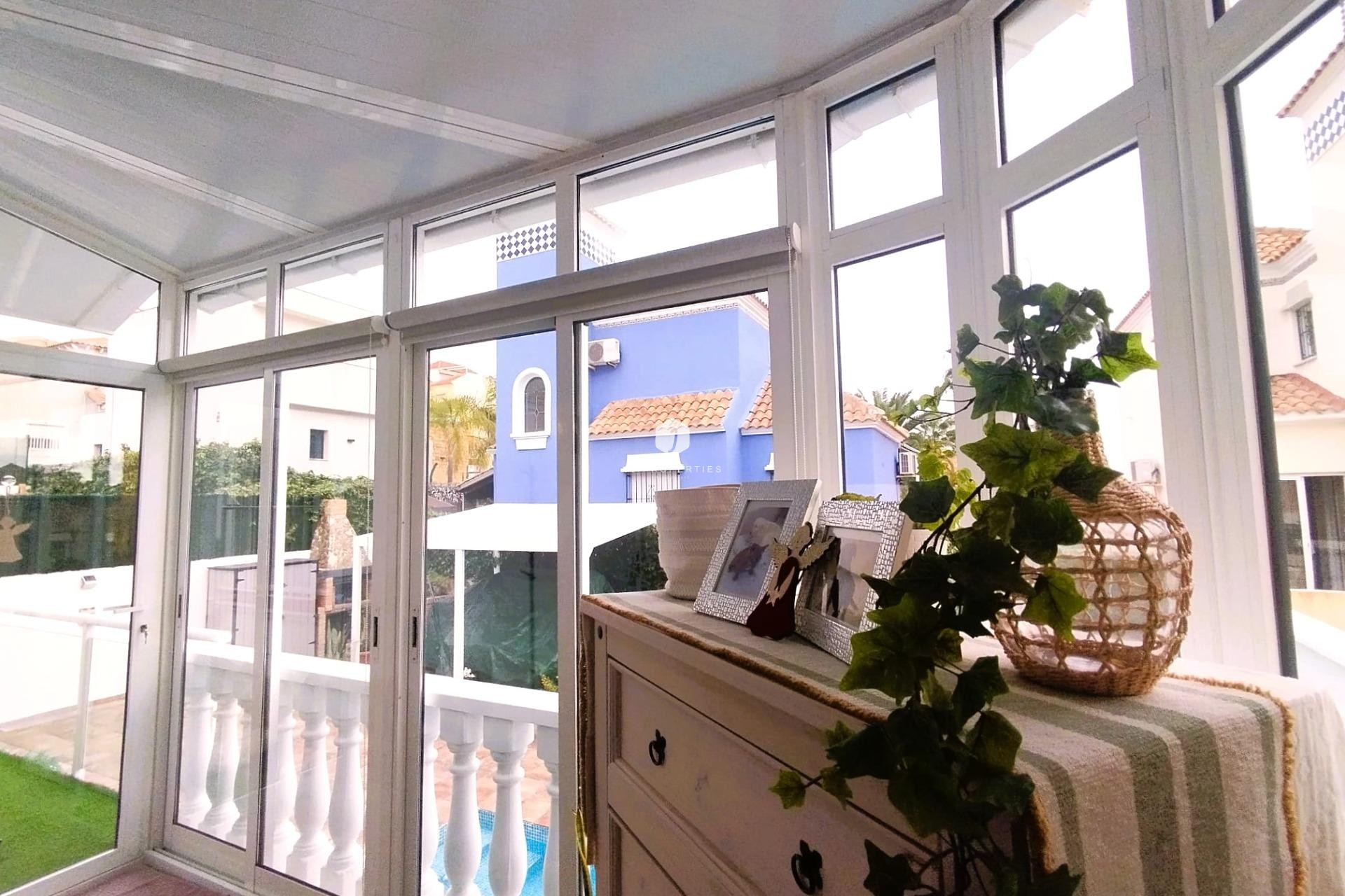 Aus zweiter Hand - Villa -
San Miguel de Salinas - Inland