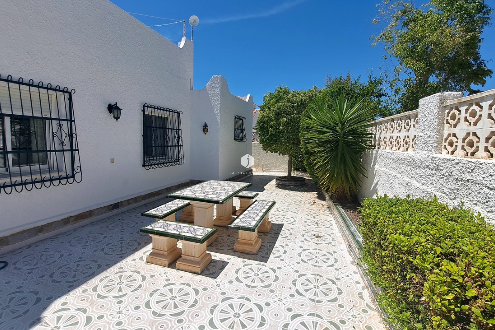 Aus zweiter Hand - Villa -
San Miguel de Salinas - Inland