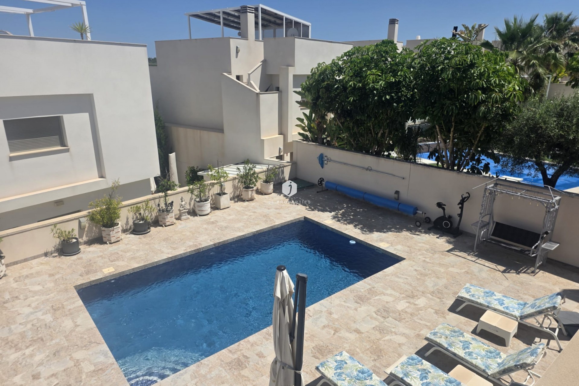 Aus zweiter Hand - Villa -
San Miguel de Salinas - Inland