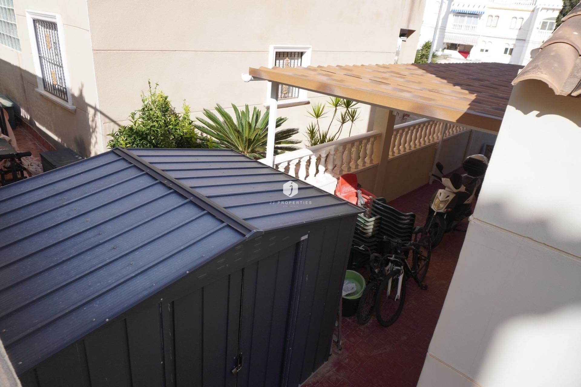 Aus zweiter Hand - Villa -
San Miguel de Salinas