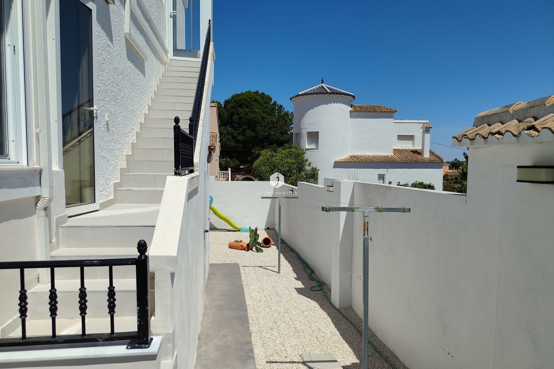 Aus zweiter Hand - Villa -
San Miguel / Vistabella Golf - Inland