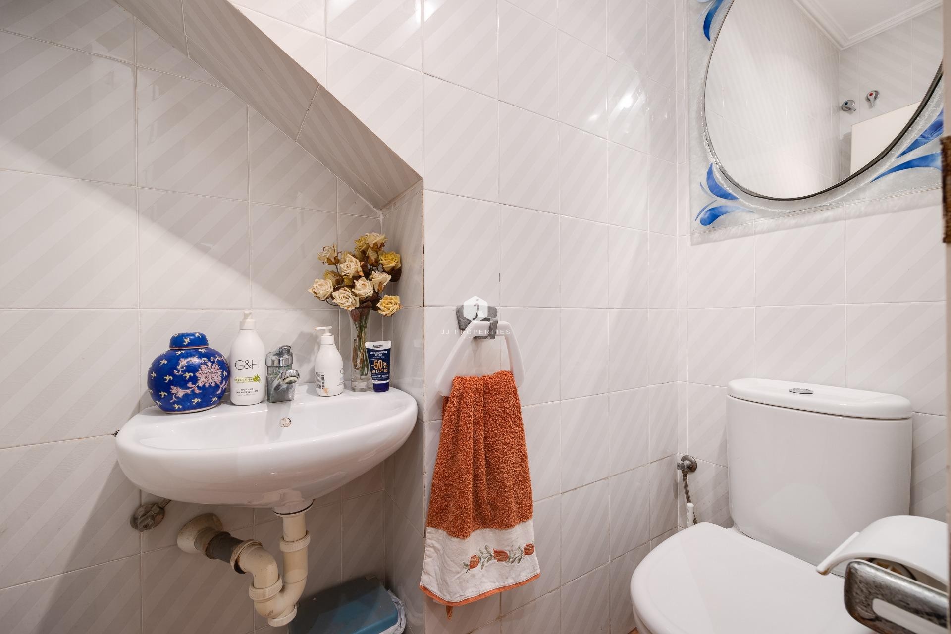 Aus zweiter Hand - Villa -
Torrevieja - aguas nuevas