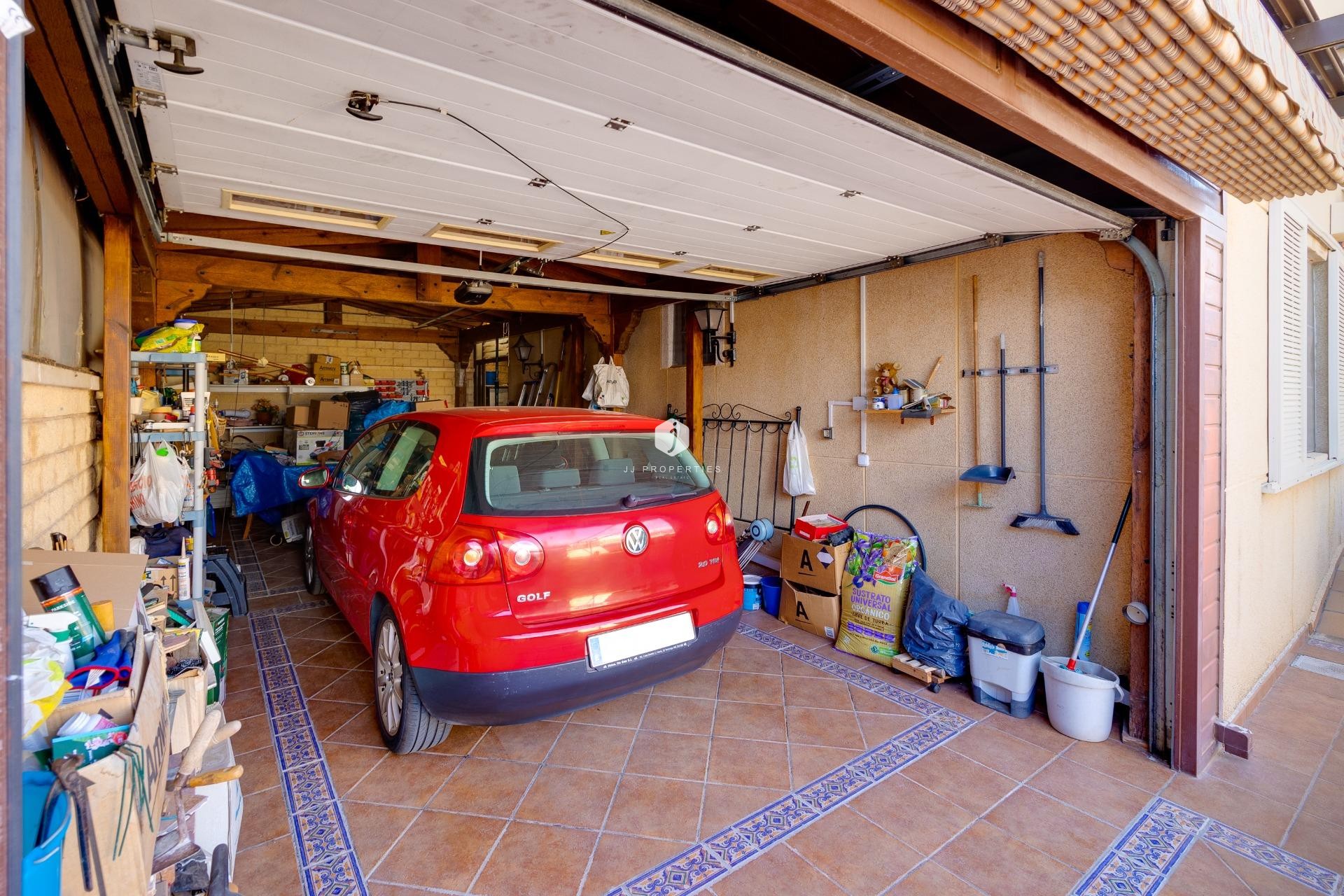 Aus zweiter Hand - Villa -
Torrevieja - aguas nuevas