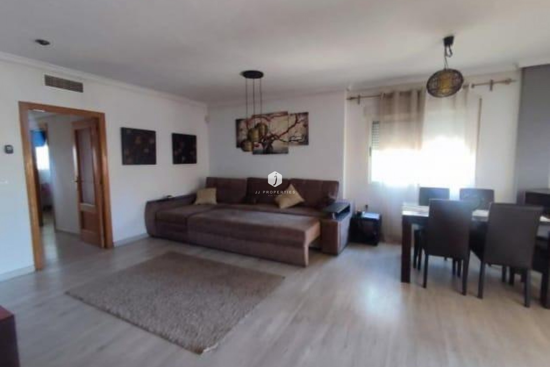 Aus zweiter Hand - Villa -
Torrevieja - aguas nuevas