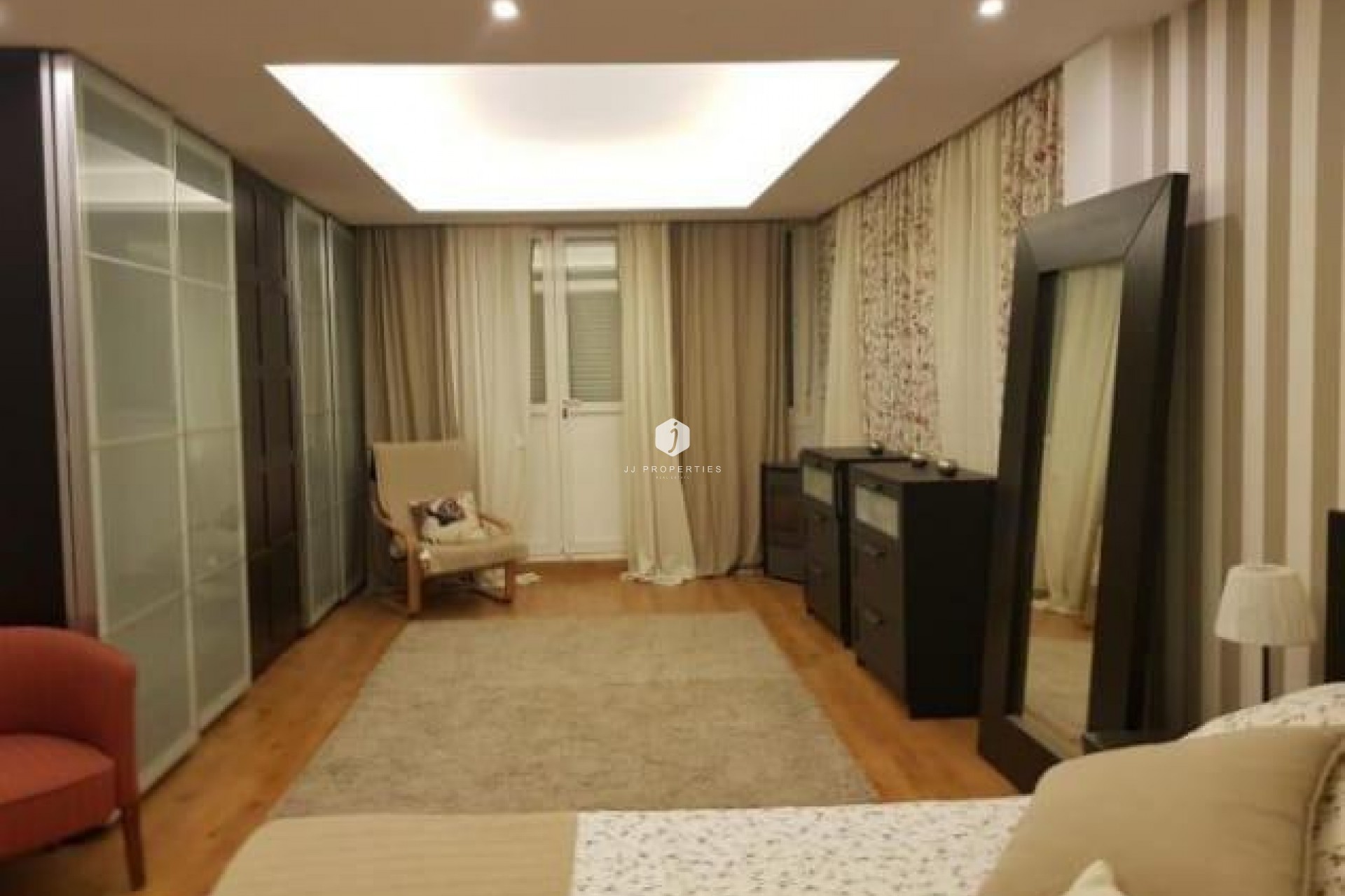 Aus zweiter Hand - Villa -
Torrevieja - aguas nuevas