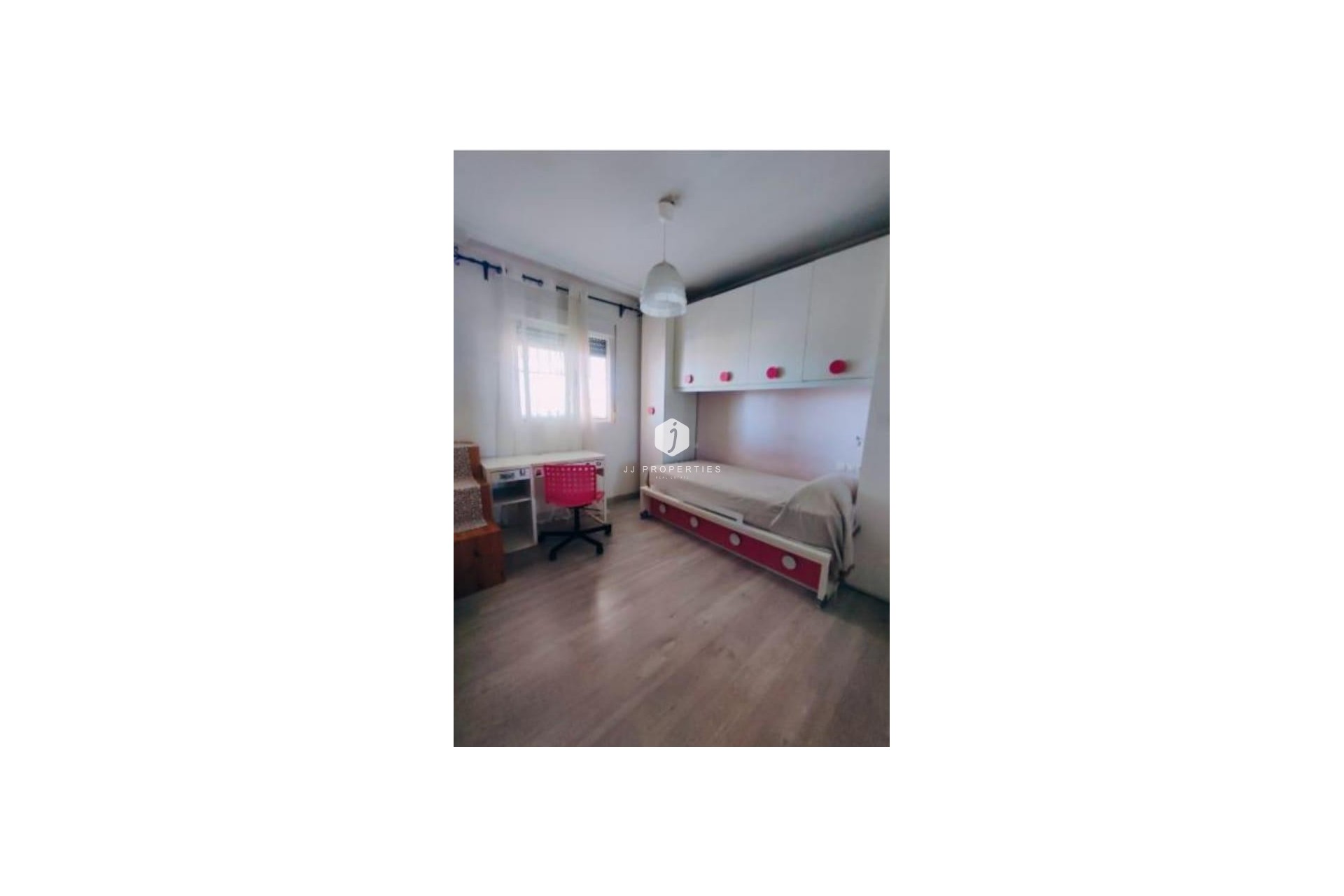 Aus zweiter Hand - Villa -
Torrevieja - aguas nuevas