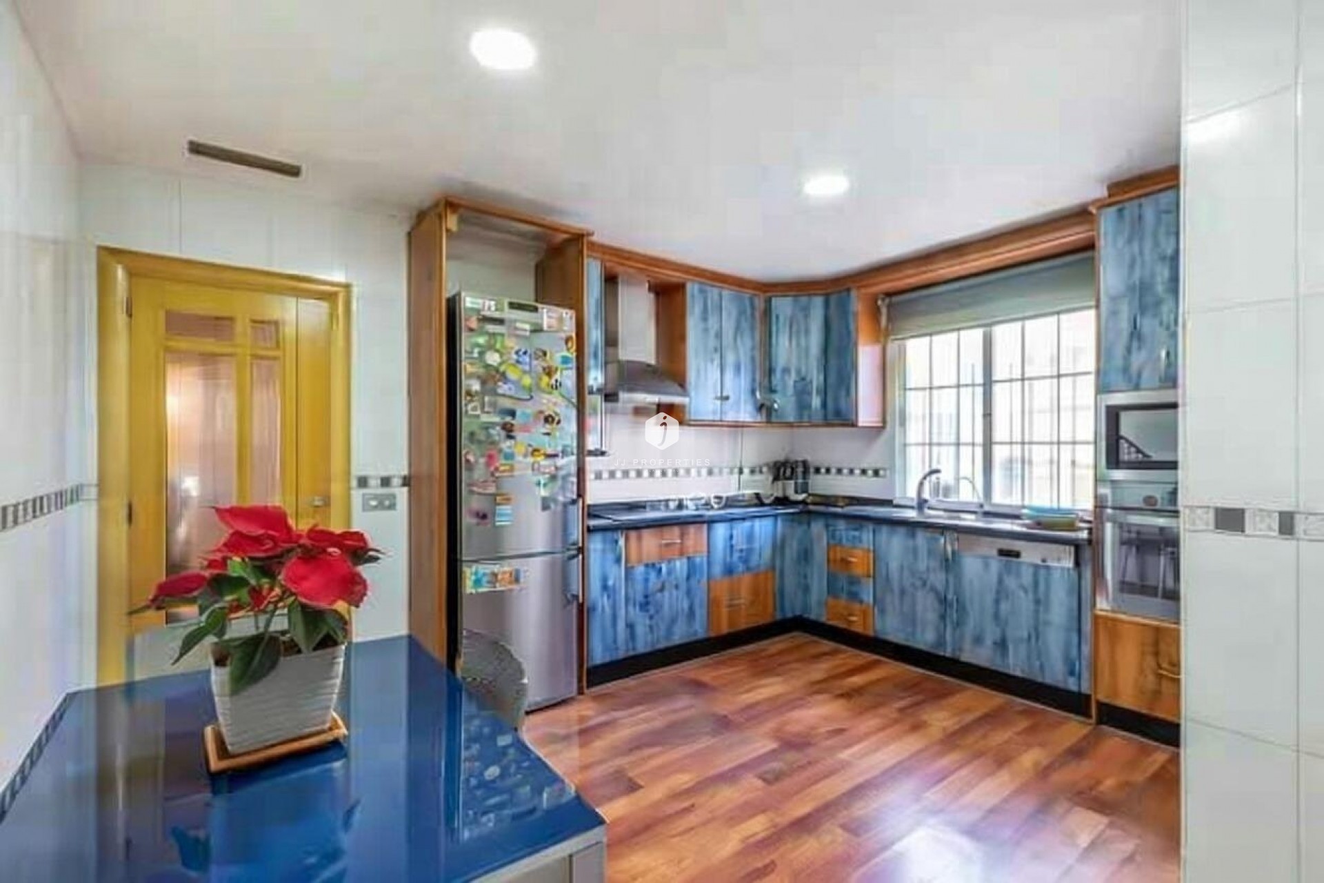 Aus zweiter Hand - Villa -
Torrevieja - aguas nuevas