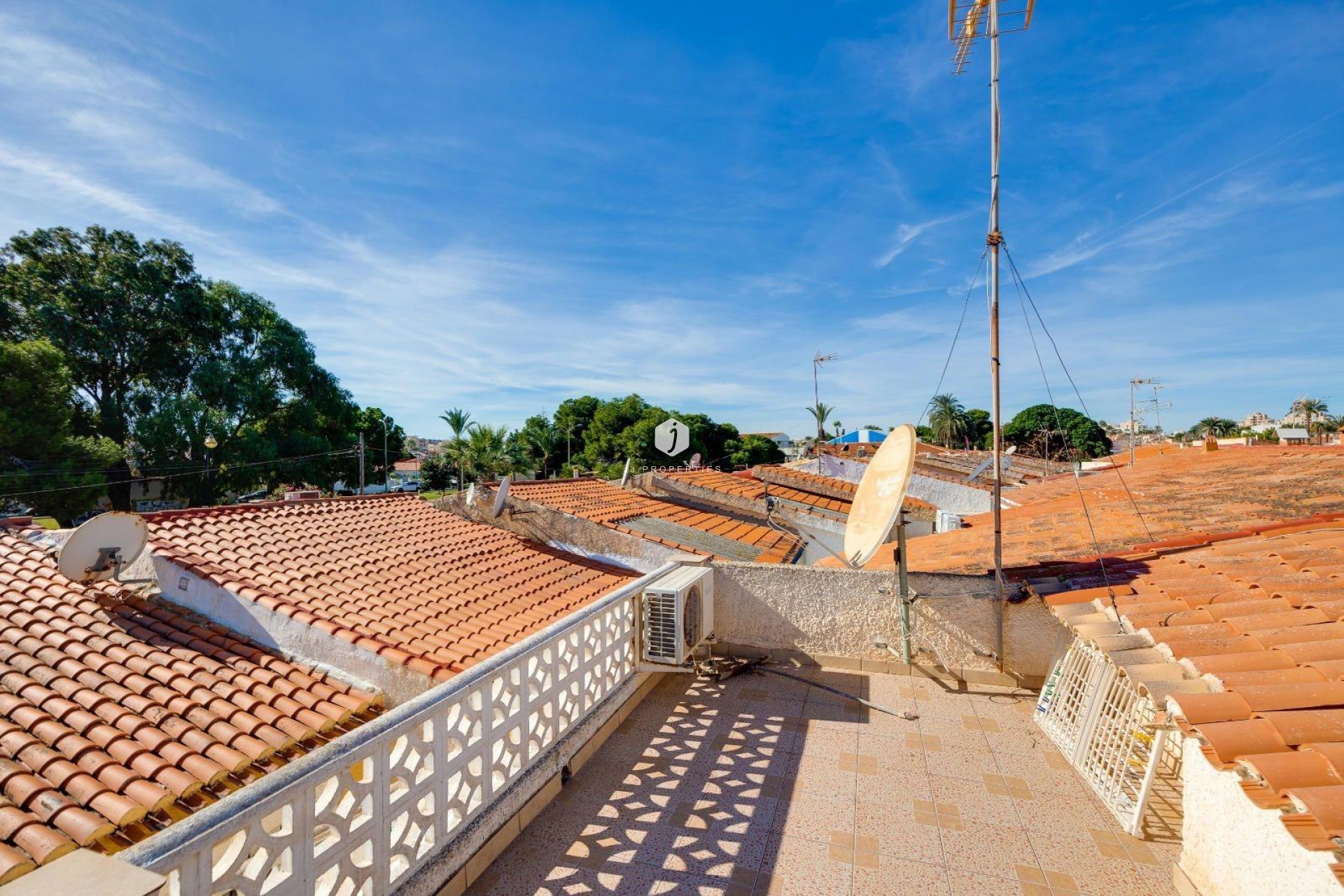 Aus zweiter Hand - Villa -
Torrevieja - Calas blanca