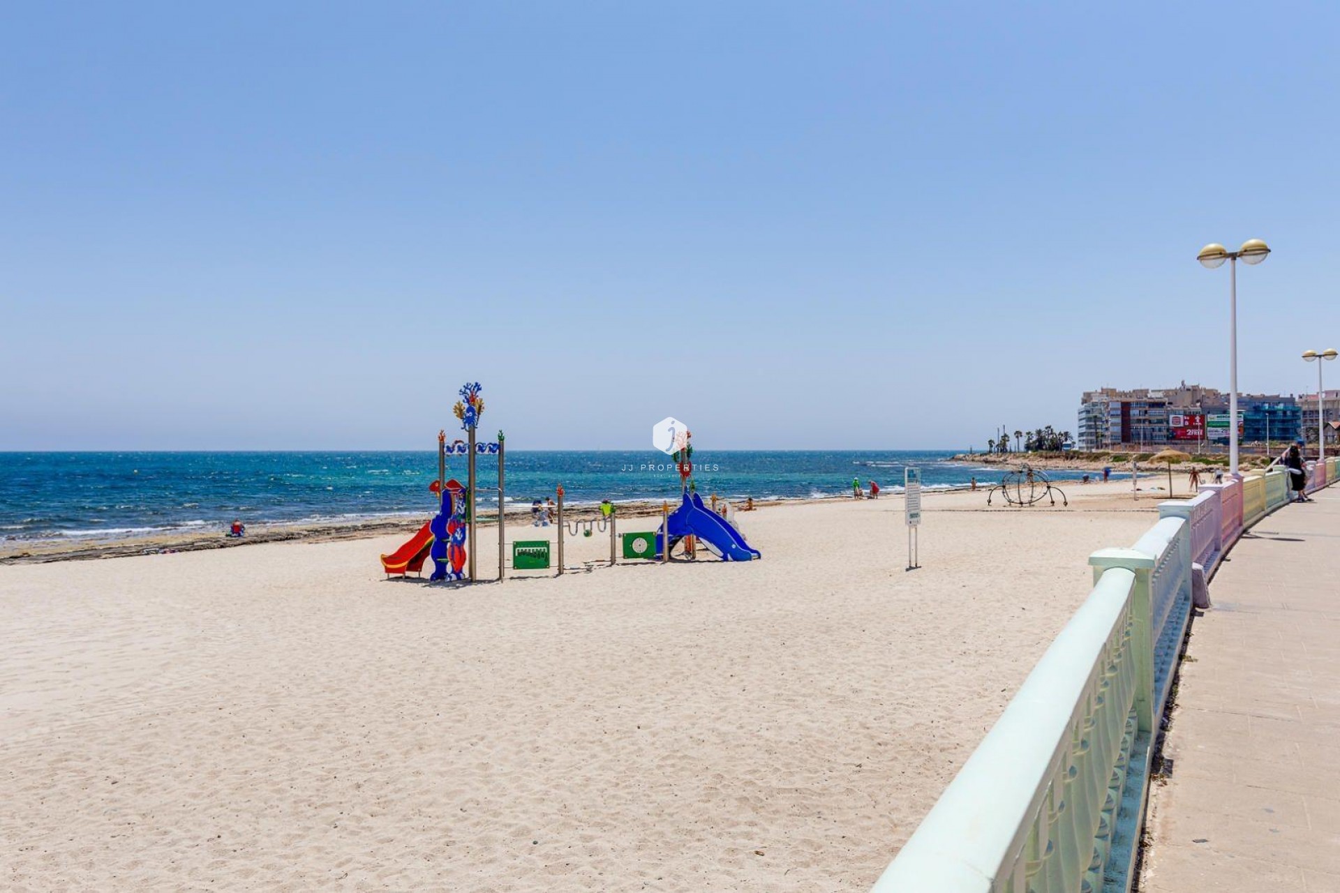 Aus zweiter Hand - Villa -
Torrevieja - Calas blanca