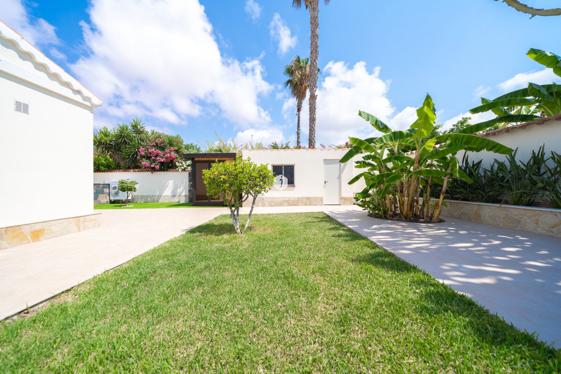 Aus zweiter Hand - Villa -
Torrevieja - Costa Blanca