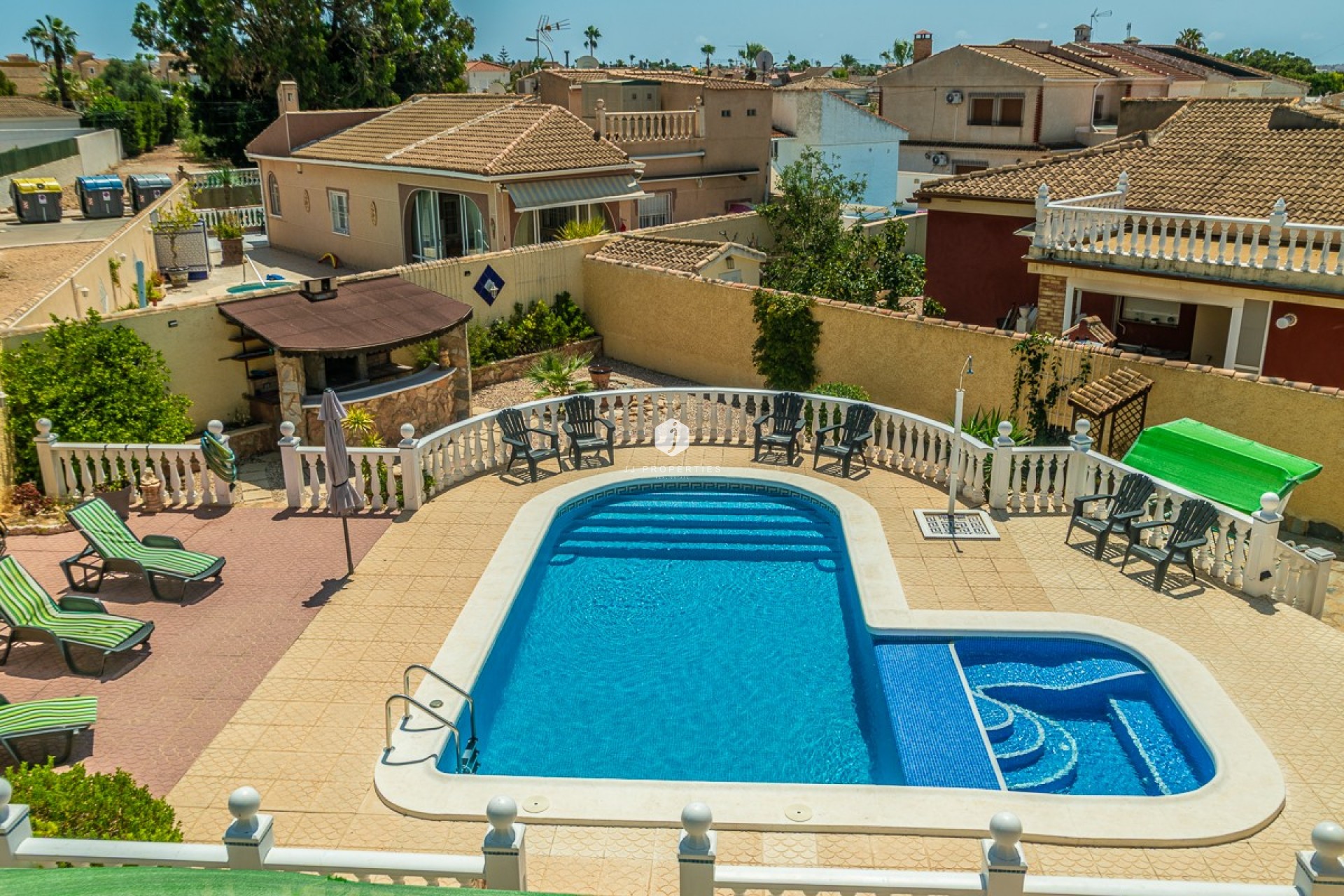 Aus zweiter Hand - Villa -
Torrevieja - Costa Blanca