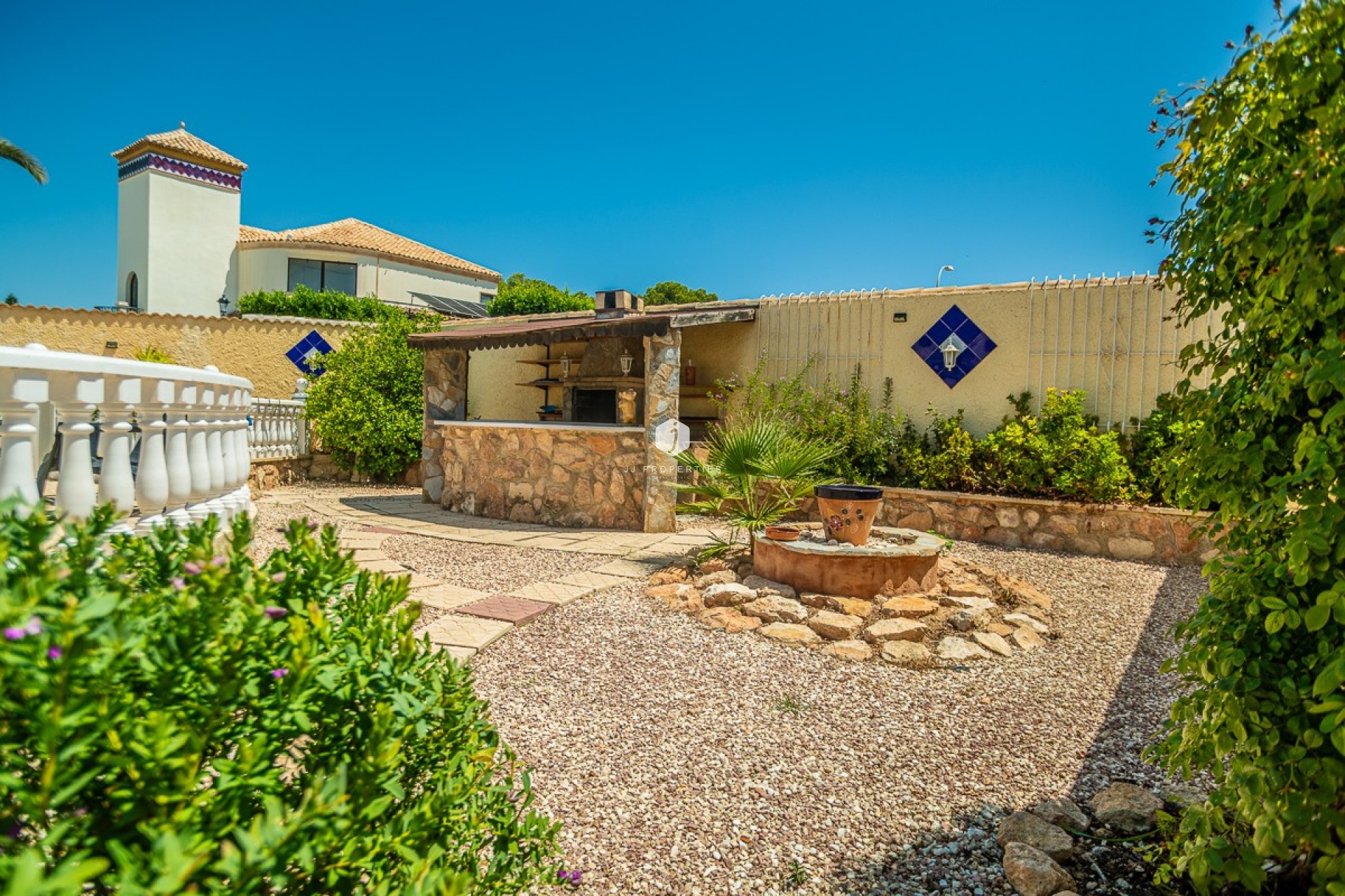 Aus zweiter Hand - Villa -
Torrevieja - Costa Blanca