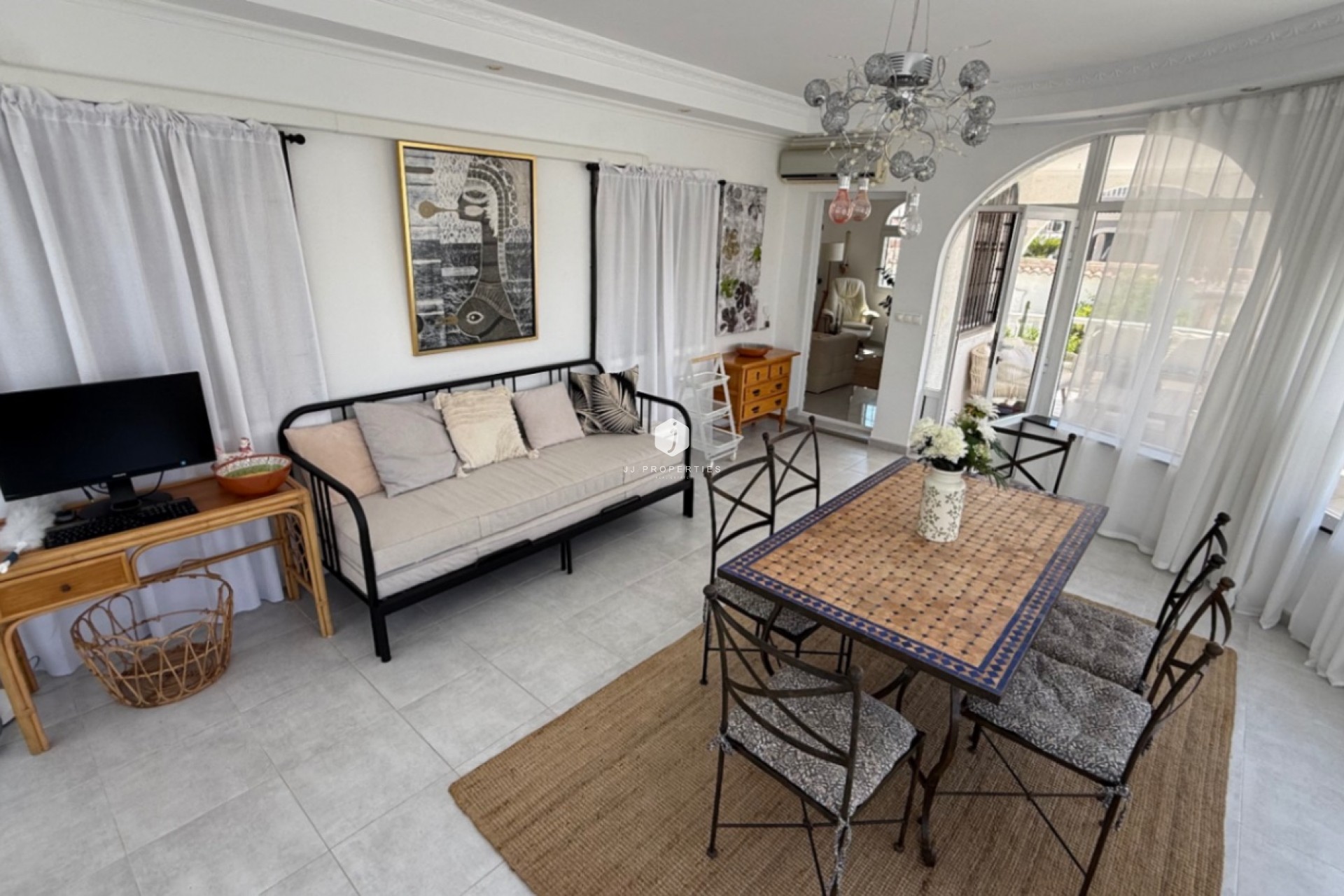 Aus zweiter Hand - Villa -
Torrevieja - Costa Blanca