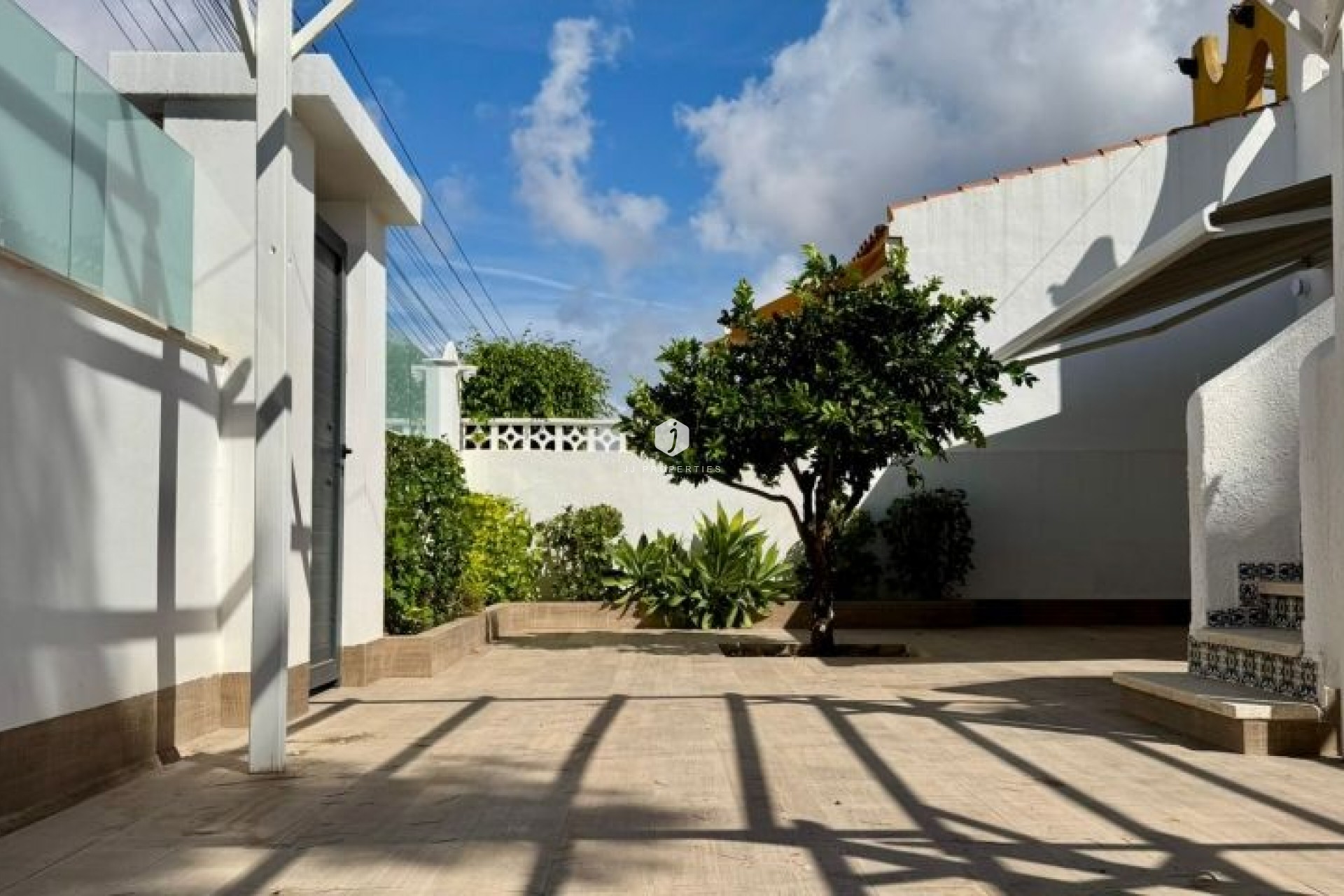 Aus zweiter Hand - Villa -
Torrevieja - Costa Blanca