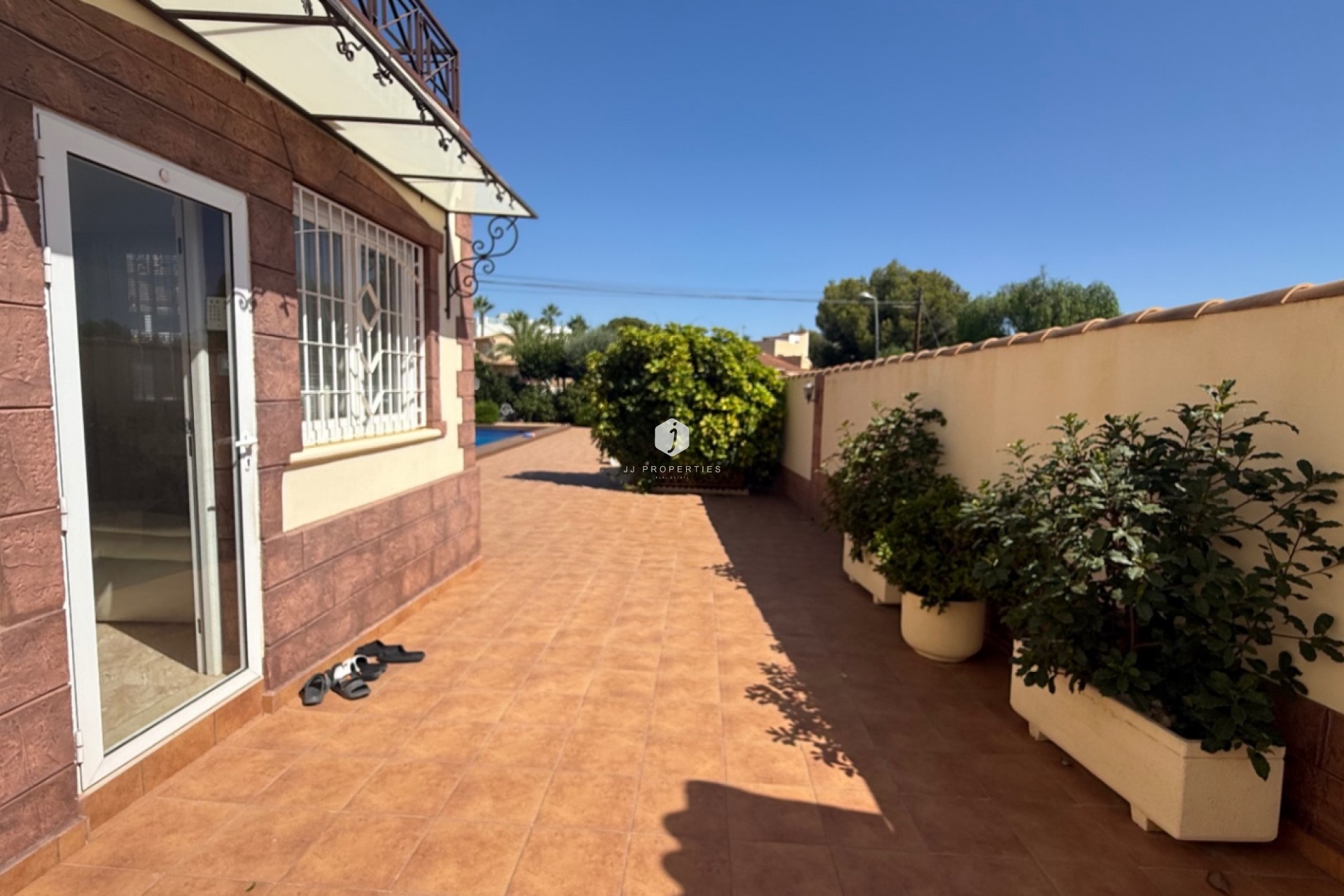 Aus zweiter Hand - Villa -
Torrevieja - Costa Blanca