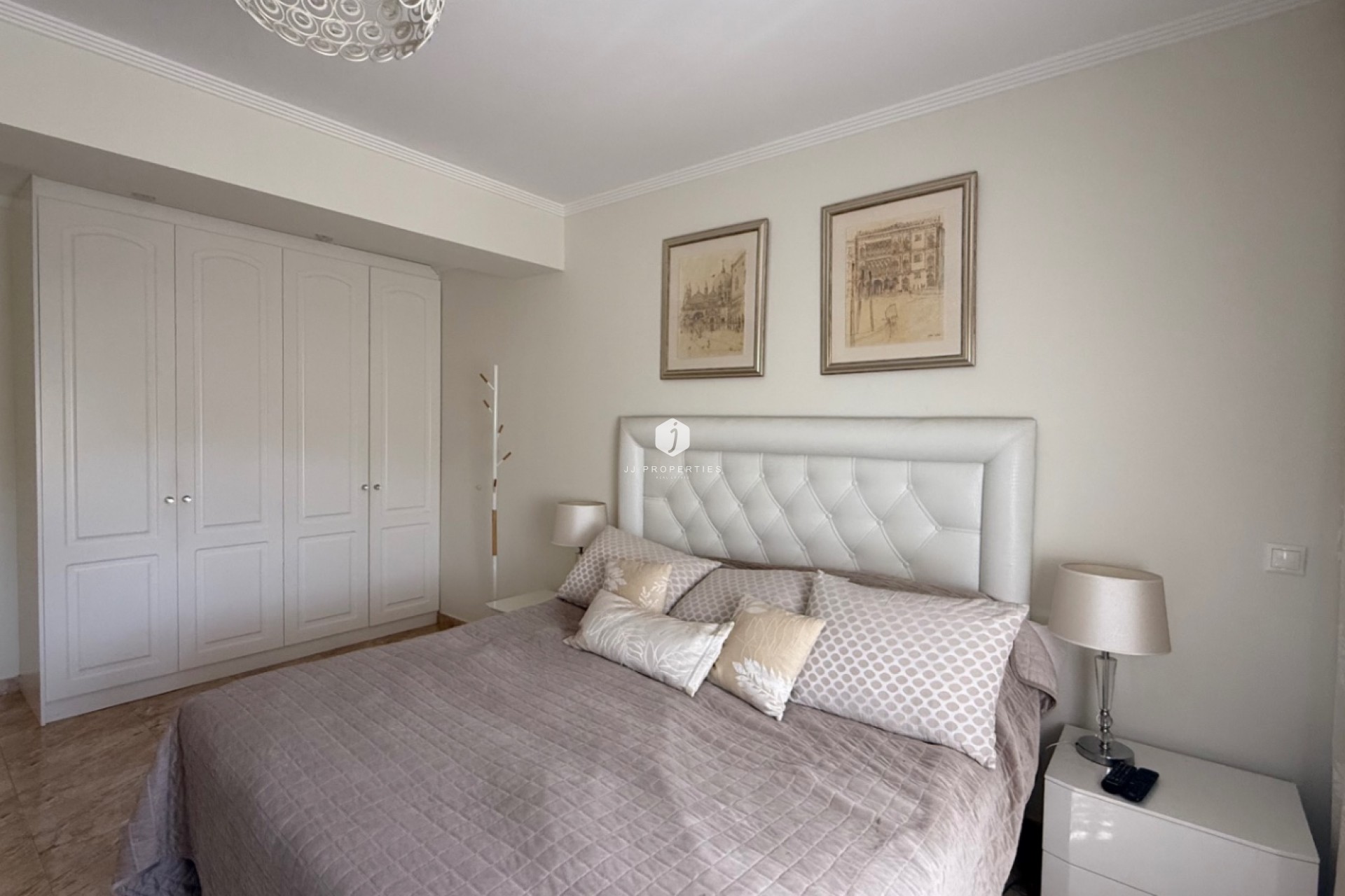 Aus zweiter Hand - Villa -
Torrevieja - Costa Blanca